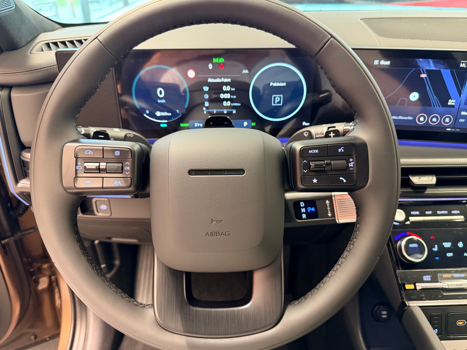 HYUNDAI Santa Fe 1.6 T-GDi PHEV Calligraphy 4WD Automatic-image-23