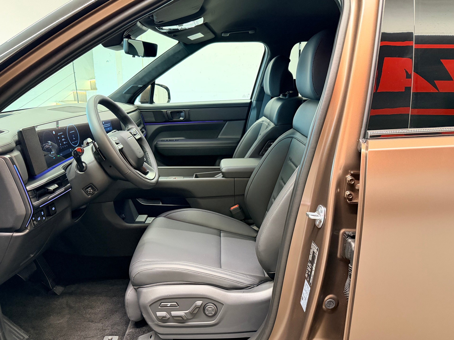 HYUNDAI Santa Fe 1.6 T-GDi PHEV Calligraphy 4WD Automatic-image-18