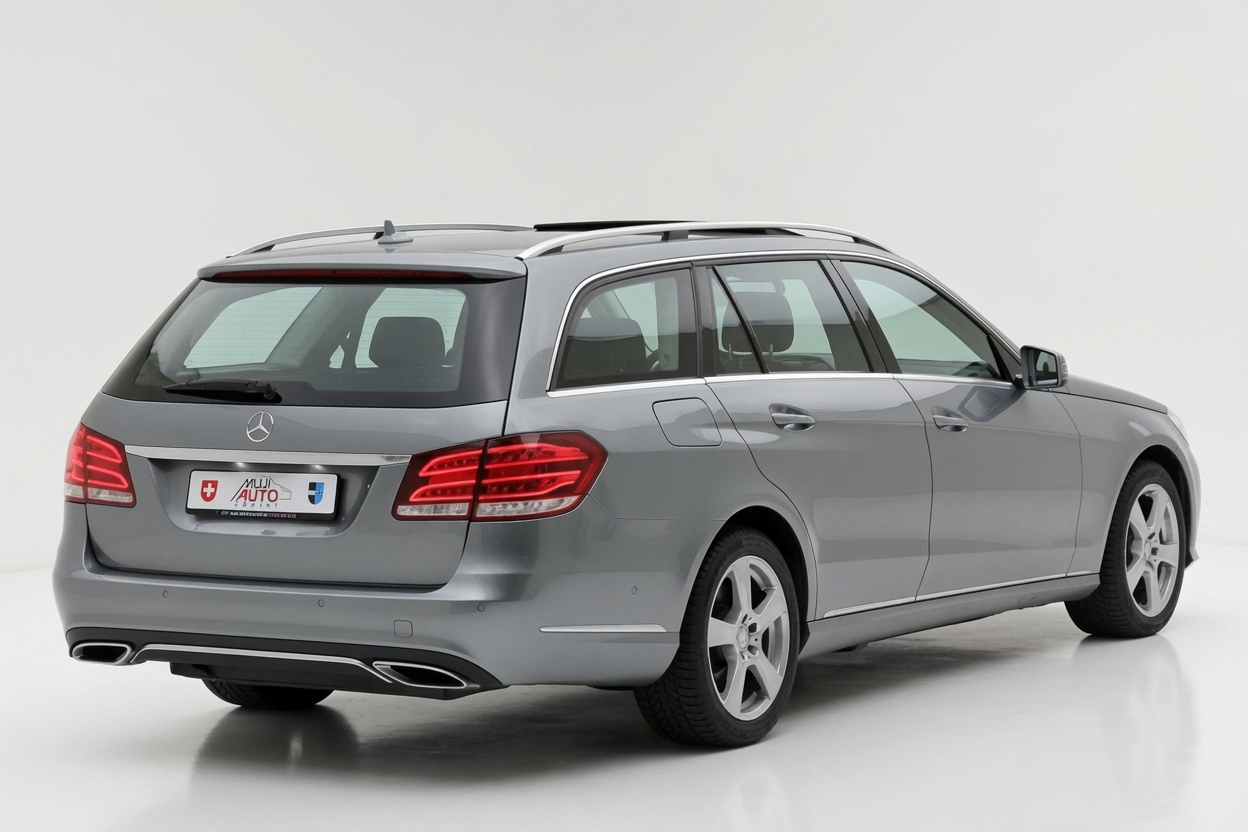 MERCEDES-BENZ E 250 BlueTEC Avantgarde 4Matic 7G-Tronic-image-4