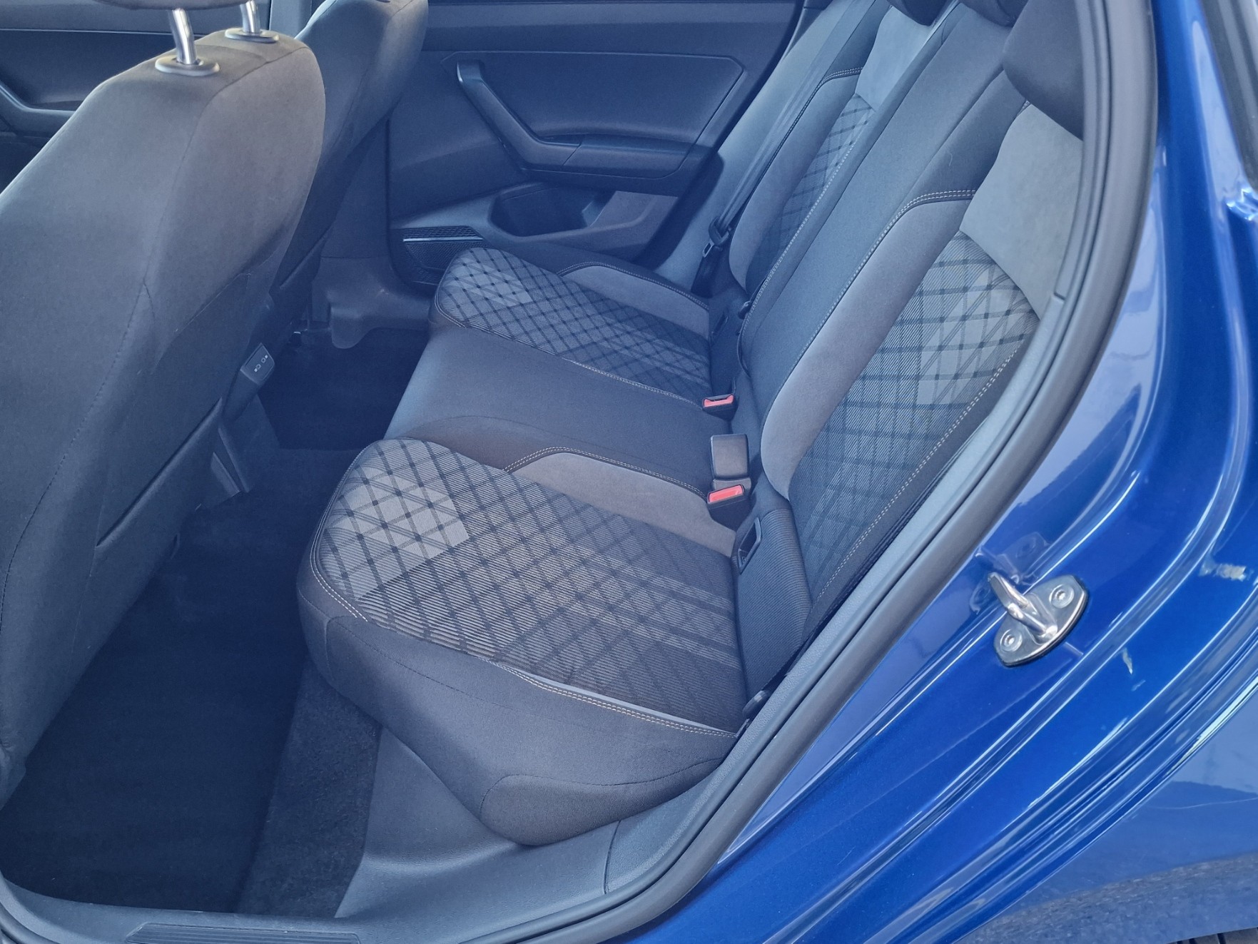 VW Polo 1.0 TSI R-Line DSG-image-14