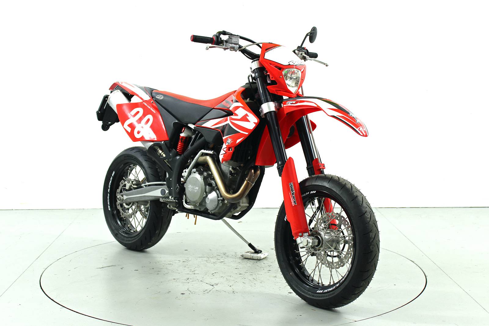 BETA RR 525-showroom-element-1