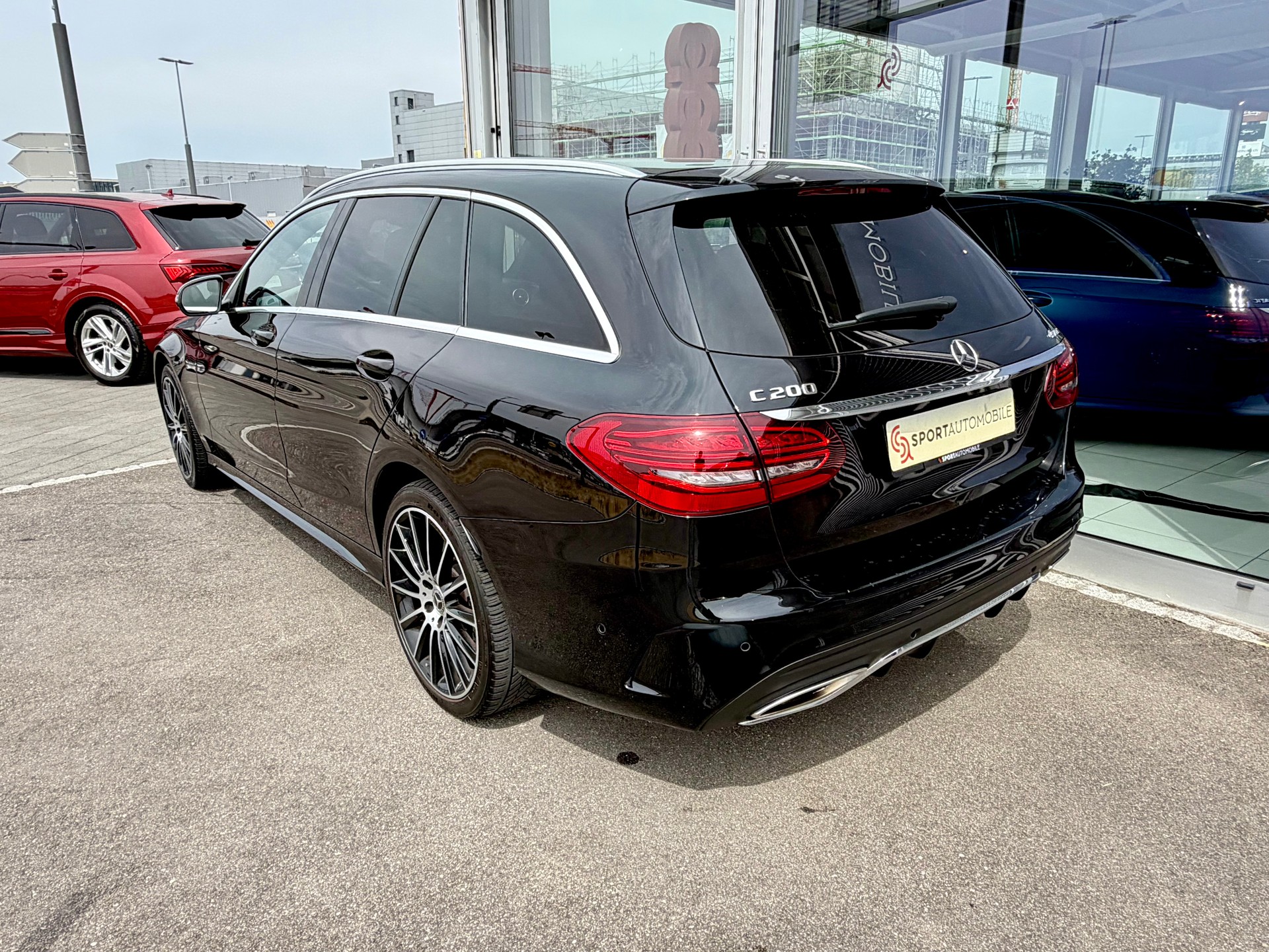 MERCEDES-BENZ C 200 AMG Line 4Matic 9G-Tronic-image-7