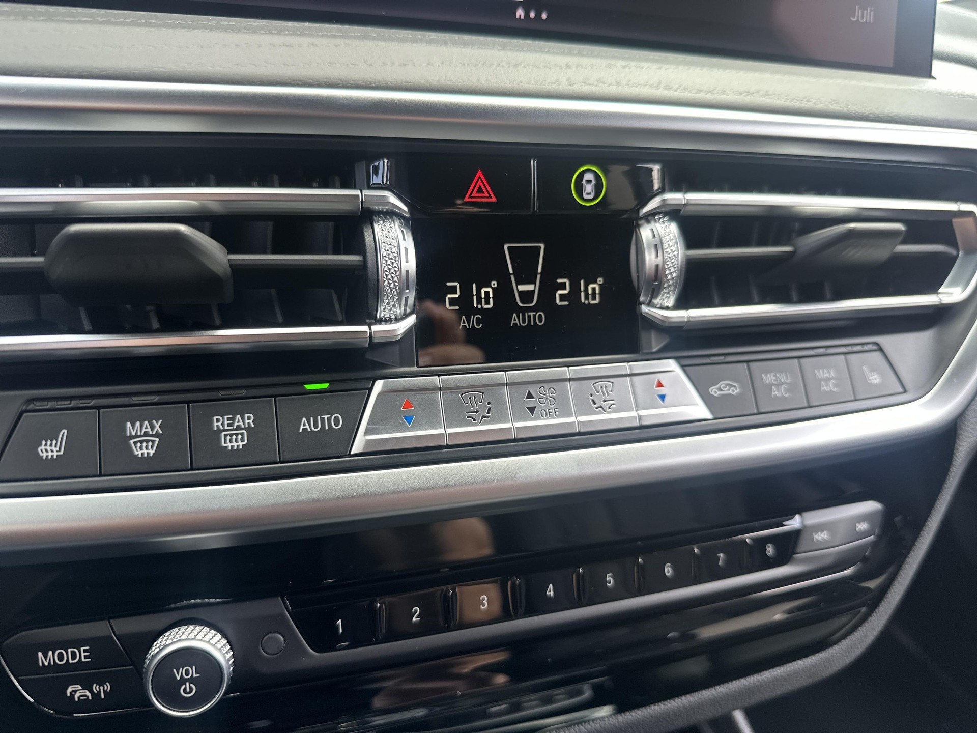 BMW X3 xDrive 30e M Sport-image-16