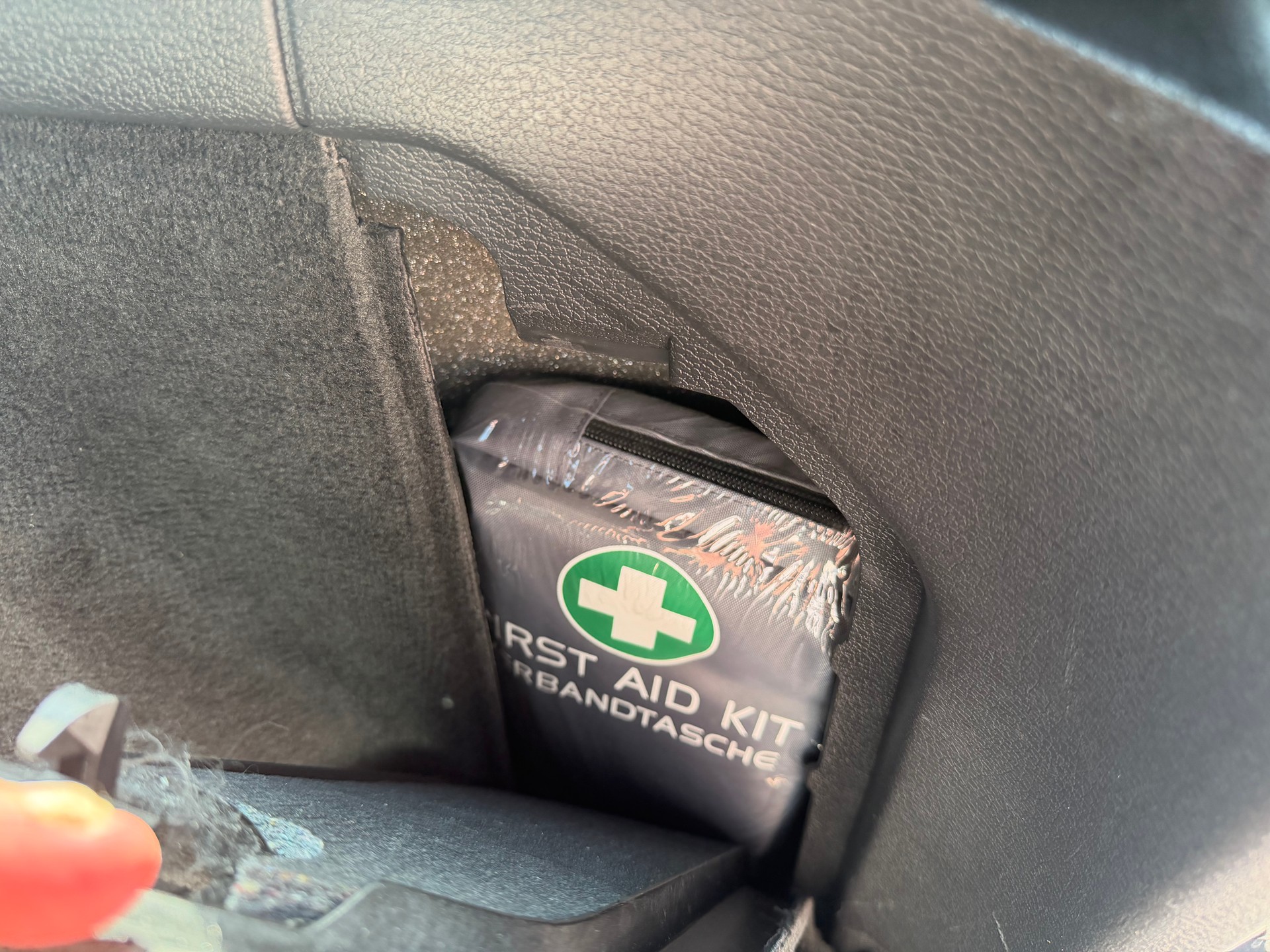 VOLVO V70 2.4D Momentum-image-49