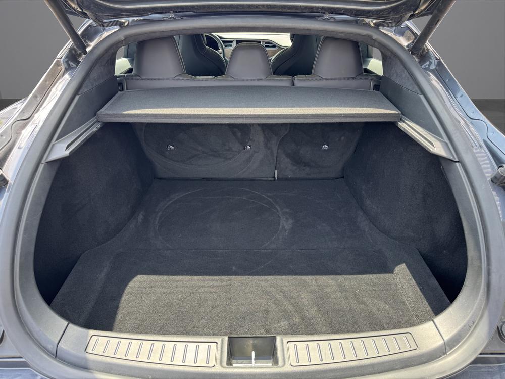 TESLA Model S 75 D (CH-Fahrzeug)-image-13