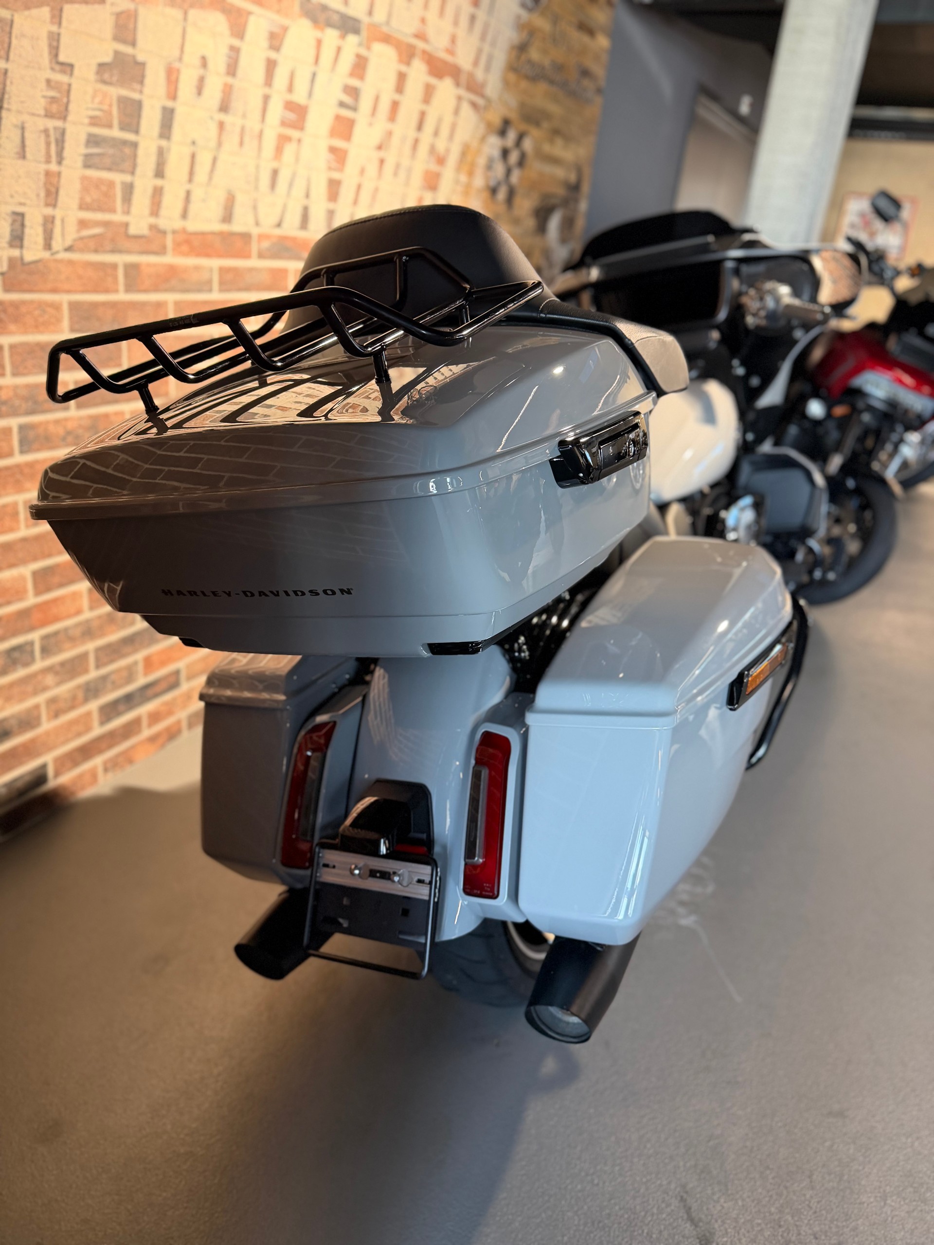 HARLEY-DAVIDSON FLHXU Street Glide Ultra 117-image-11