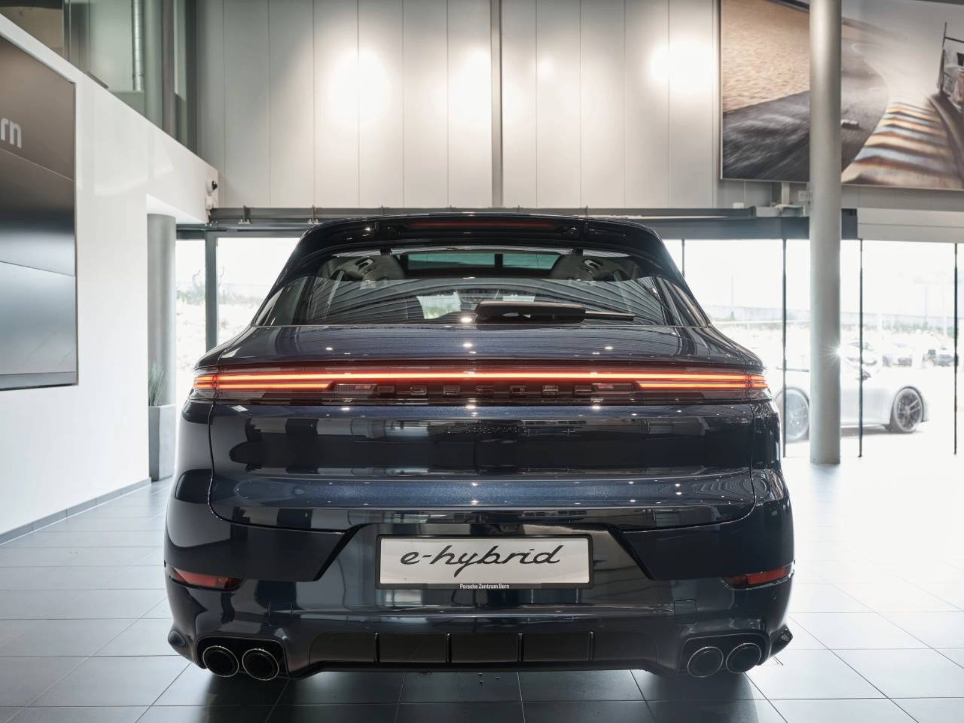 PORSCHE Cayenne Black Edition-image-5