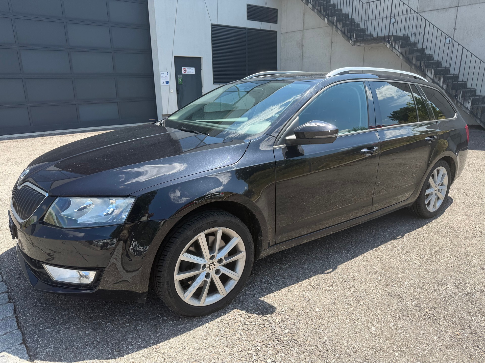 SKODA Octavia Combi 1.8 TSI Fresh 4x4 DSG