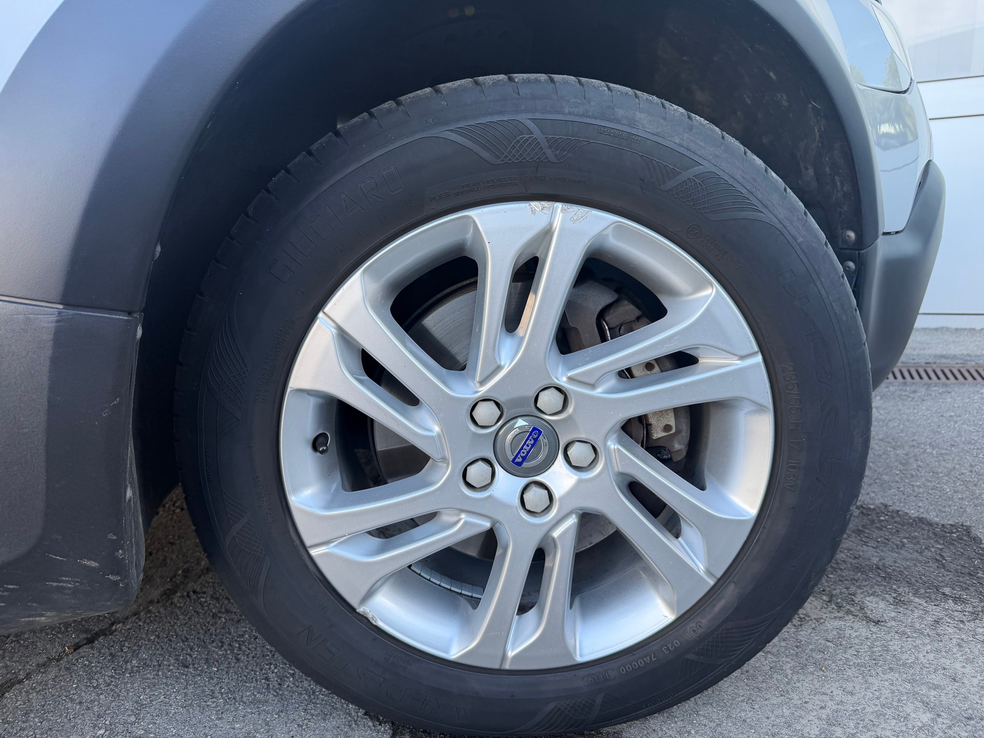 VOLVO XC70 D5 AWD Momentum Geartronic-image-7