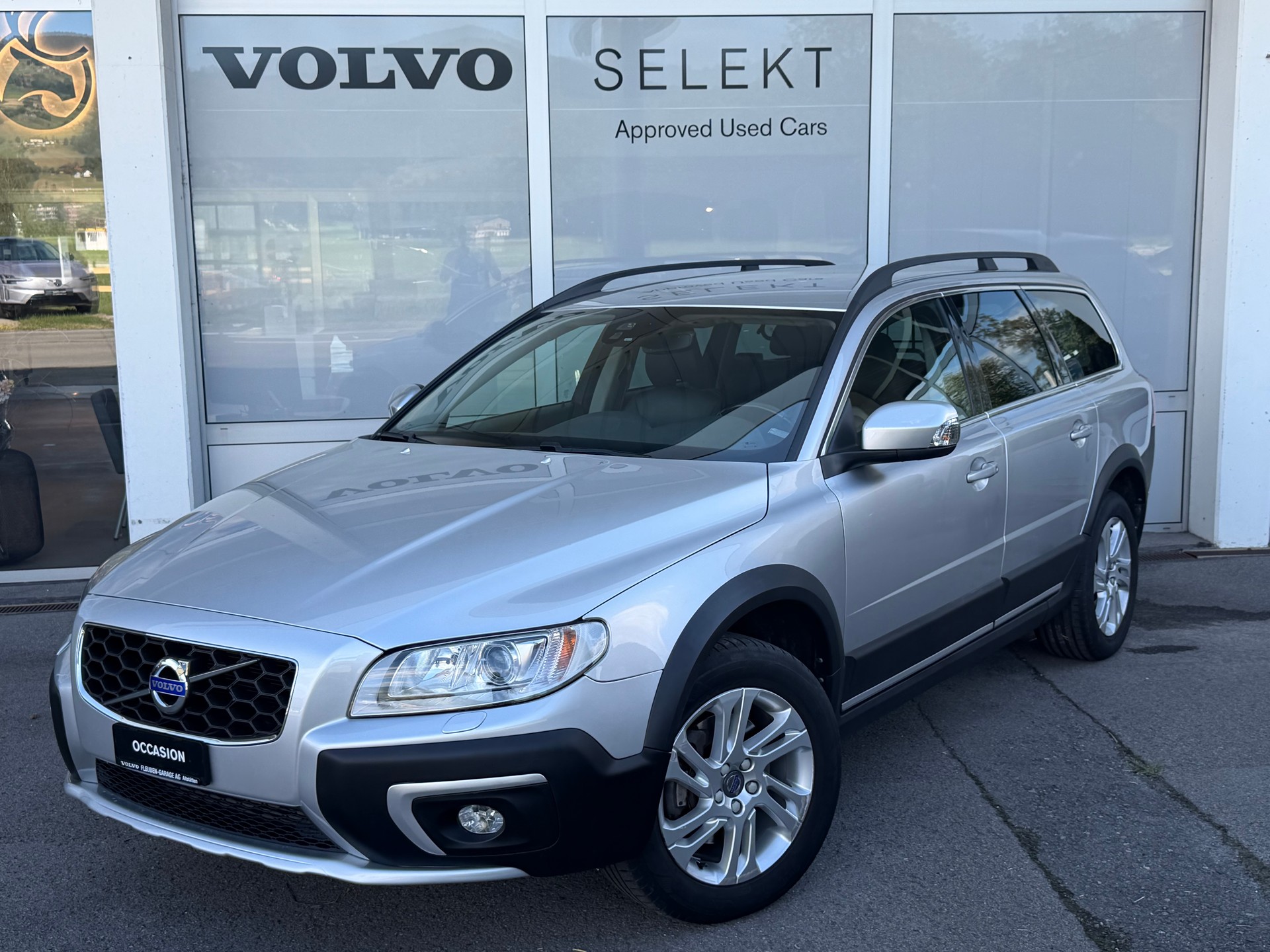 VOLVO XC70 D5 AWD Momentum Geartronic