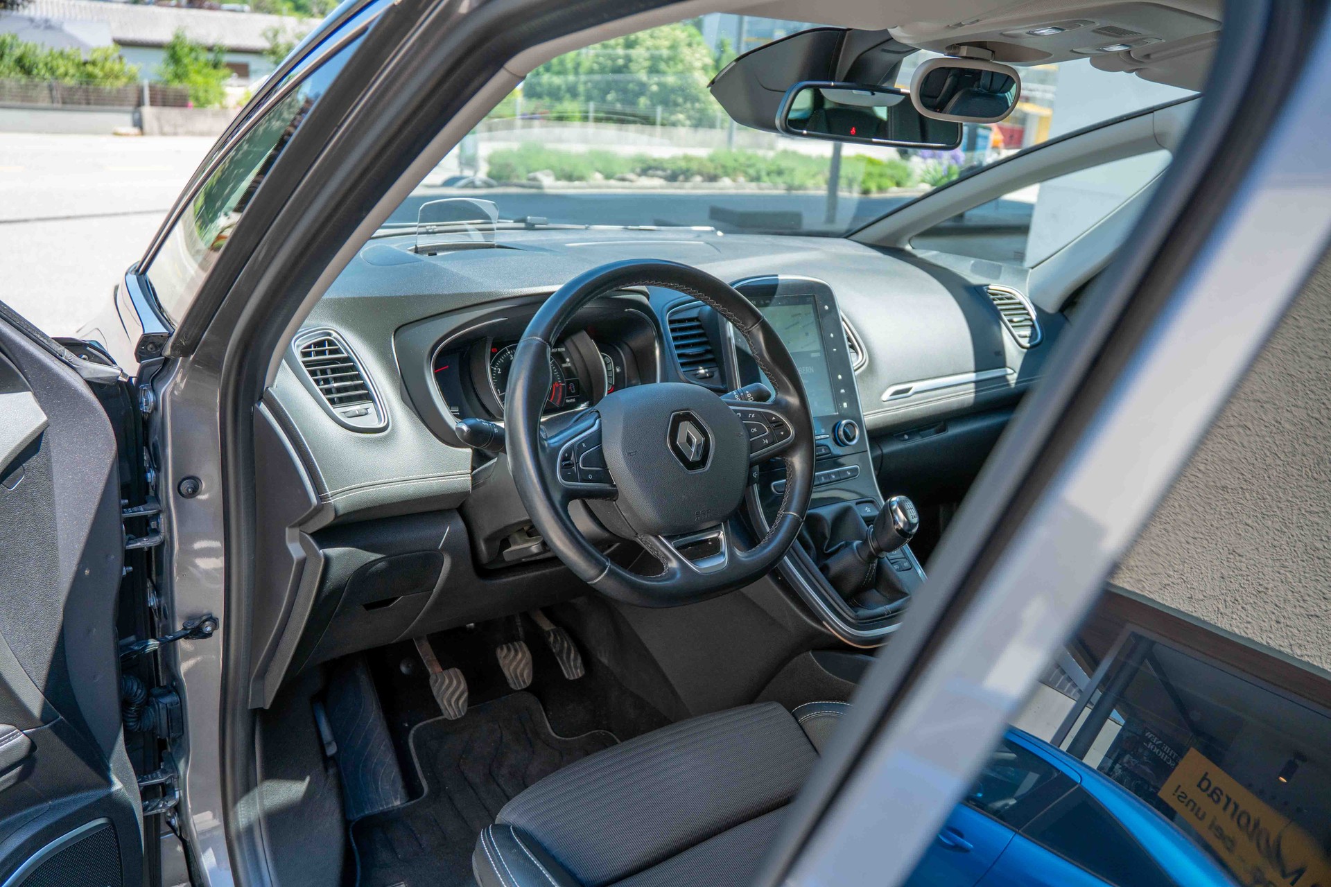 RENAULT Grand Scénic 1.2 16V Turbo Bose 7 Plätzer-image-7