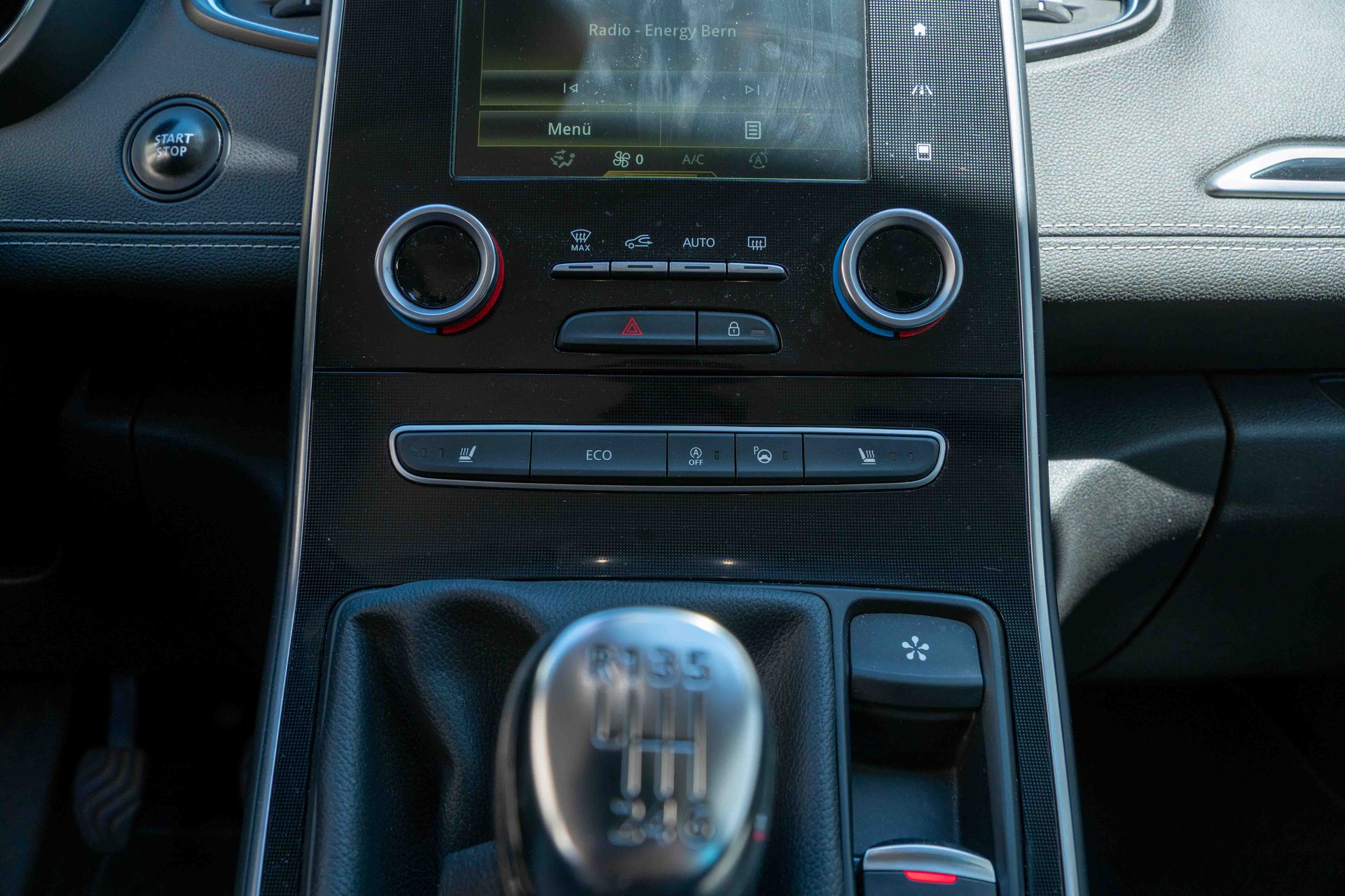 RENAULT Grand Scénic 1.2 16V Turbo Bose 7 Plätzer-image-10