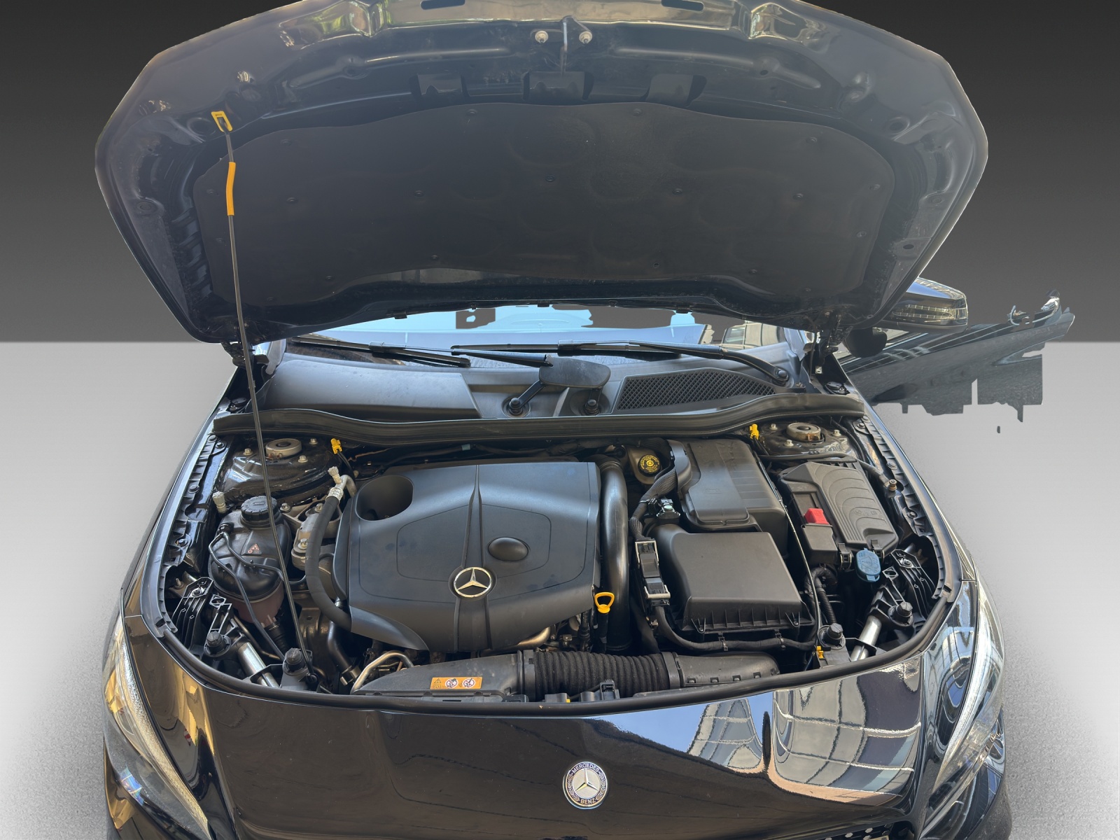 MERCEDES-BENZ CLA Shooting Brake 200 d AMG Line 4Matic 7G-DCT-image-20