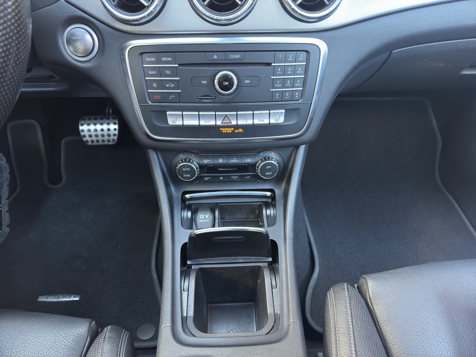 MERCEDES-BENZ CLA Shooting Brake 200 d AMG Line 4Matic 7G-DCT-image-15