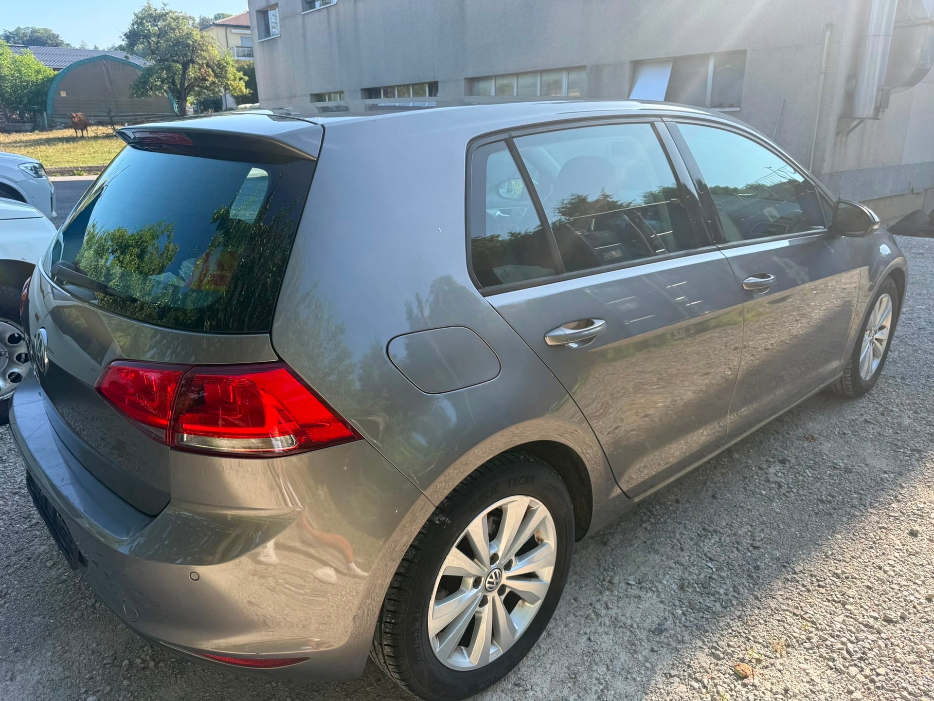 VW Golf 1.4 TSI R-Line Design-image-2