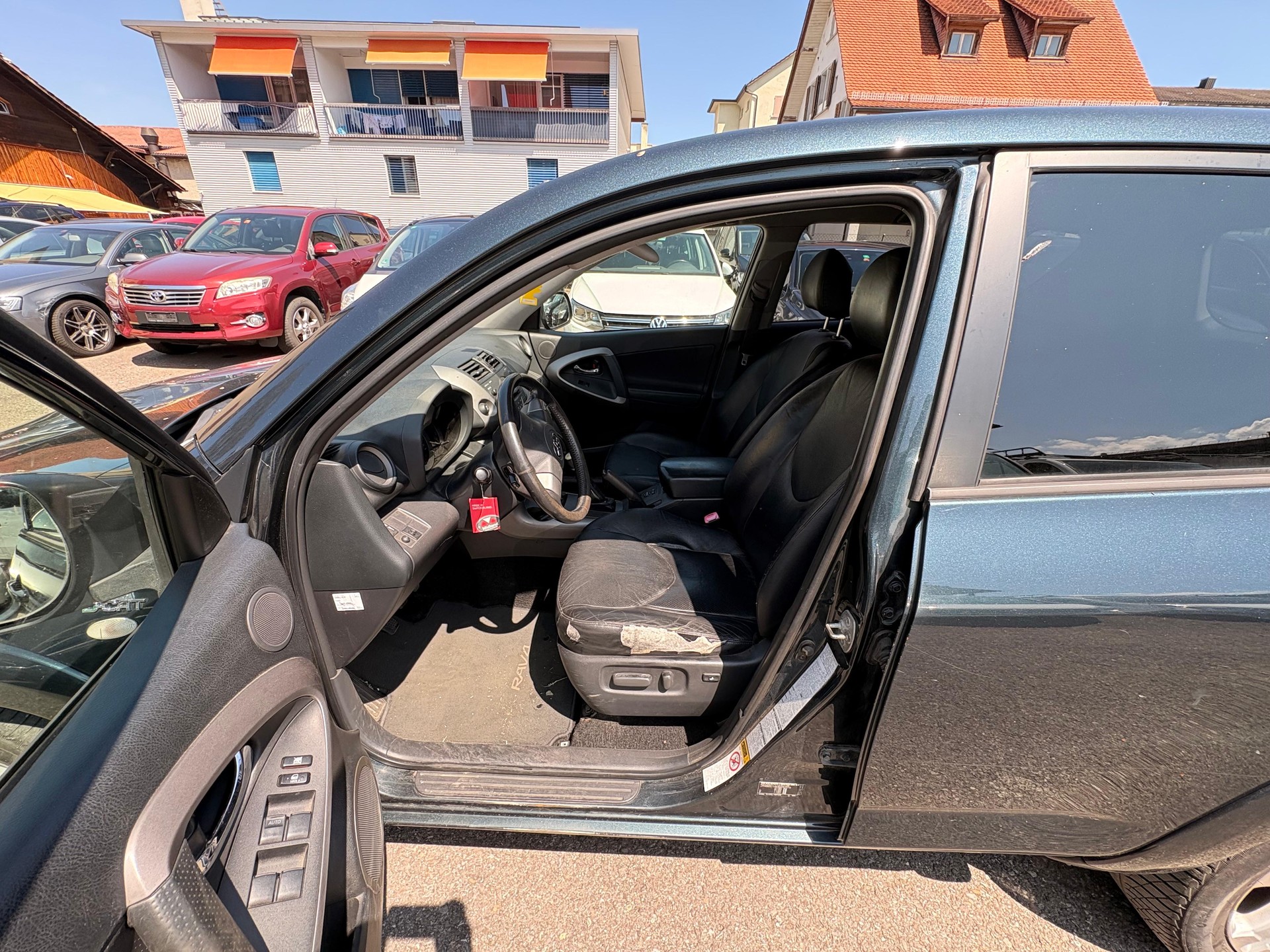 TOYOTA RAV-4 2.2D-4 D CleanPower Linea Luna-image-5