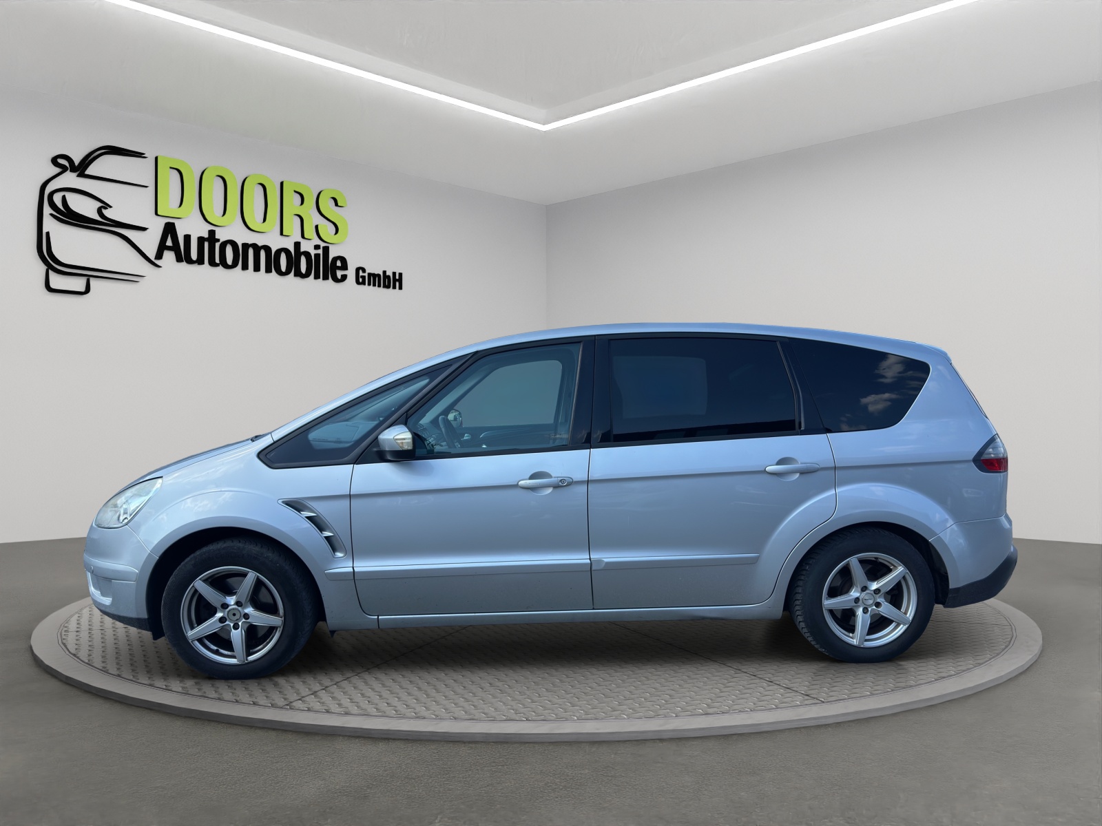 FORD S-Max 2.0 TDCi Titanium Automatic-image-9