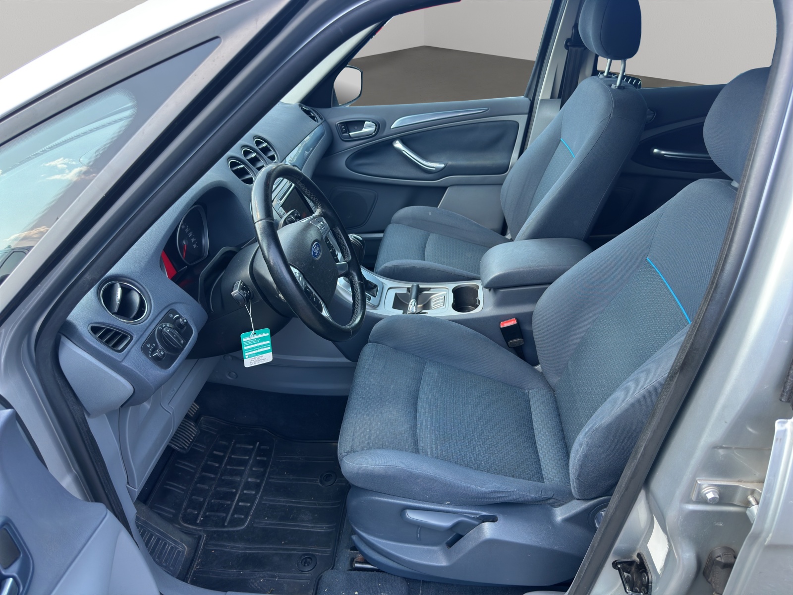 FORD S-Max 2.0 TDCi Titanium Automatic-image-8