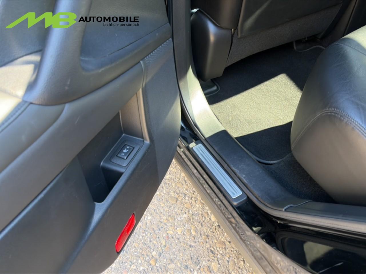 NISSAN Murano 2.5 dCi 4x4 Executive-image-7