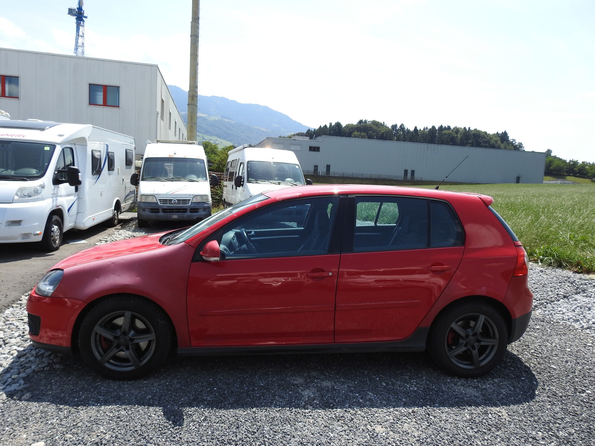 VW Golf 2.0 TFSI GTI-image-2