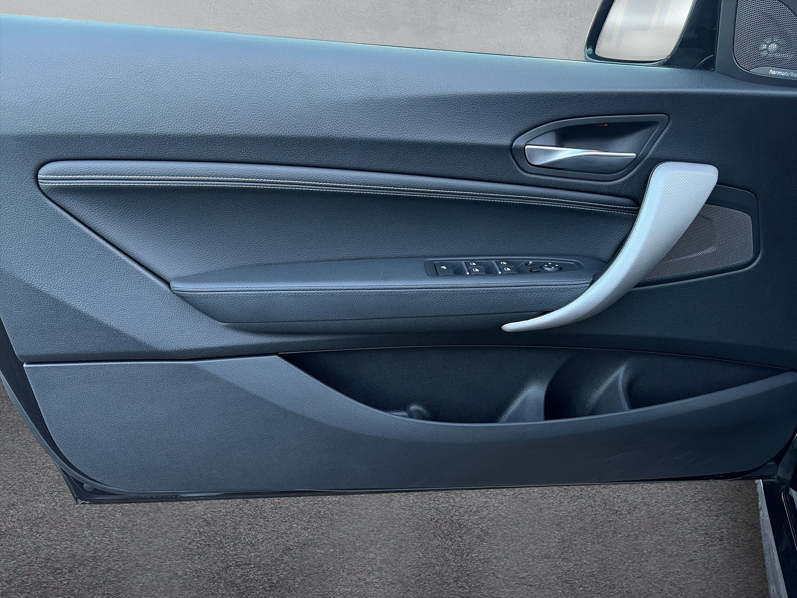 BMW 220i Cabrio M Sport F23 (CH)-image-16