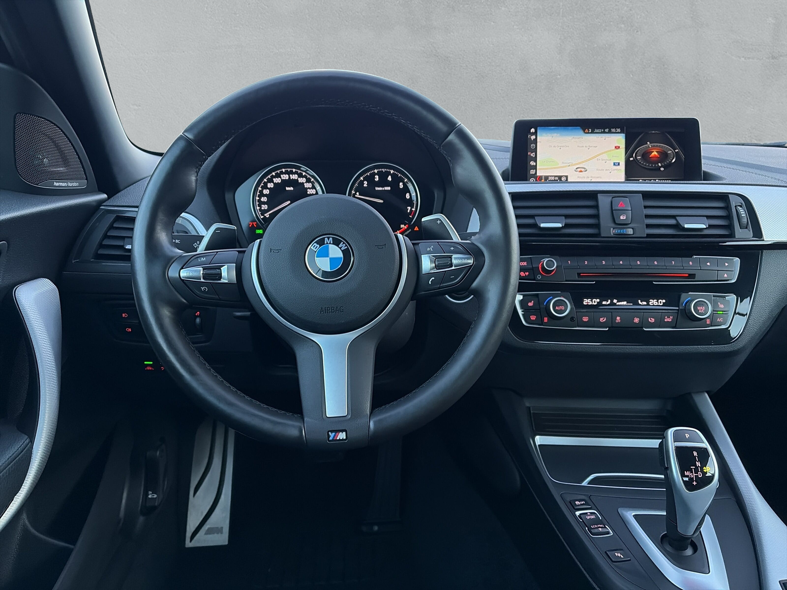 BMW 220i Cabrio M Sport F23 (CH)-image-15