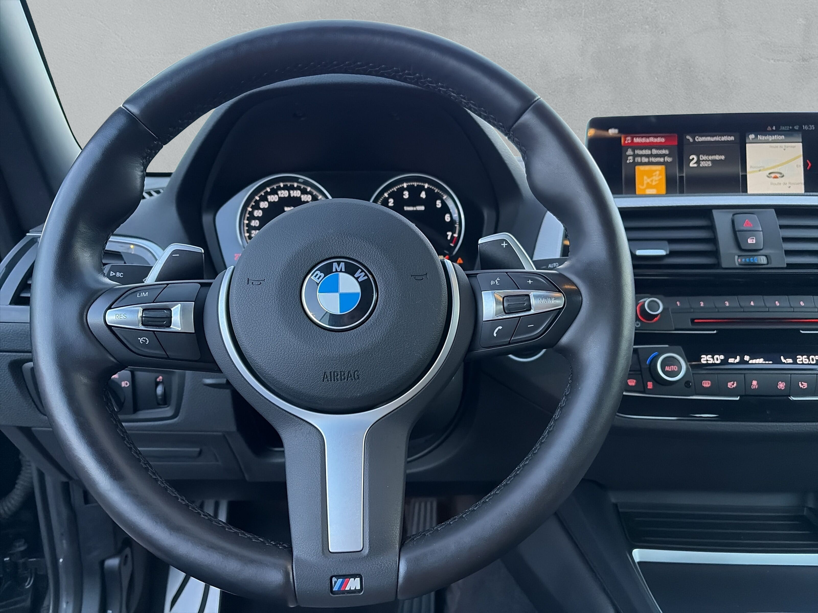 BMW 220i Cabrio M Sport F23 (CH)-image-17