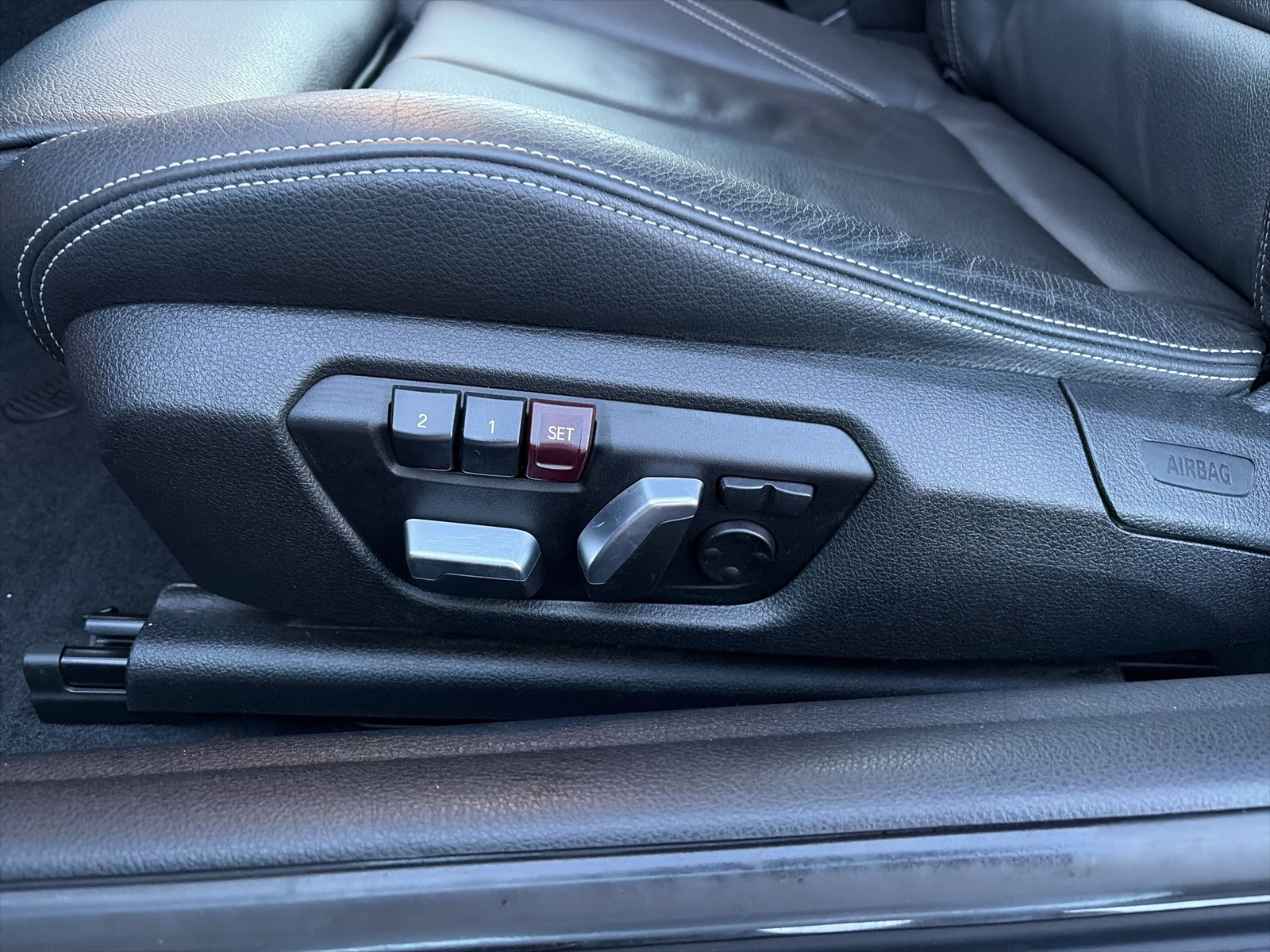 BMW 220i Cabrio M Sport F23 (CH)-image-19