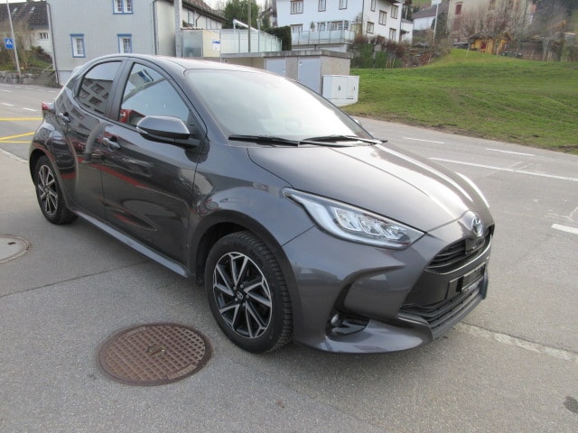 TOYOTA Yaris 1.5 VVT-iE Trend-image-4
