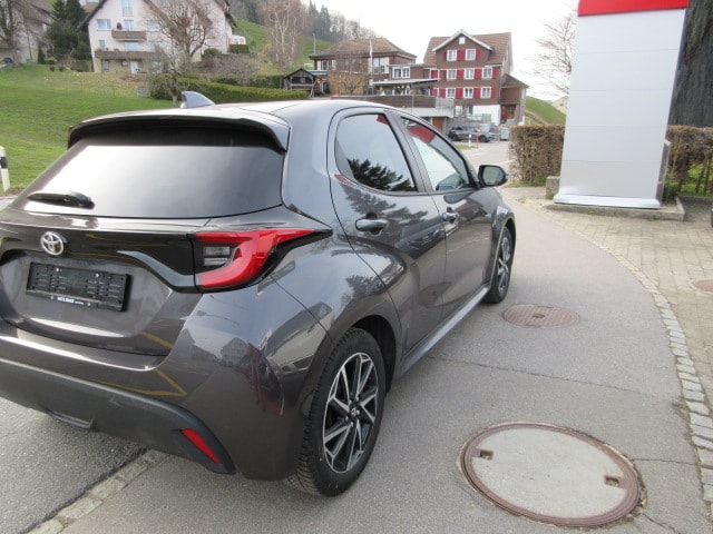 TOYOTA Yaris 1.5 VVT-iE Trend-image-3