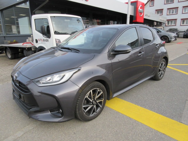 TOYOTA Yaris 1.5 VVT-iE Trend-image-0