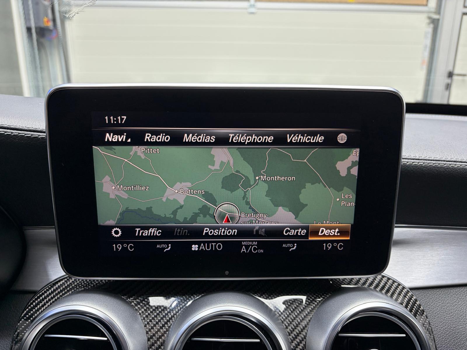 MERCEDES-BENZ C 250 d Swiss Star AMG Line 4Matic 9G-Tronic - Toit ouvrant-image-24