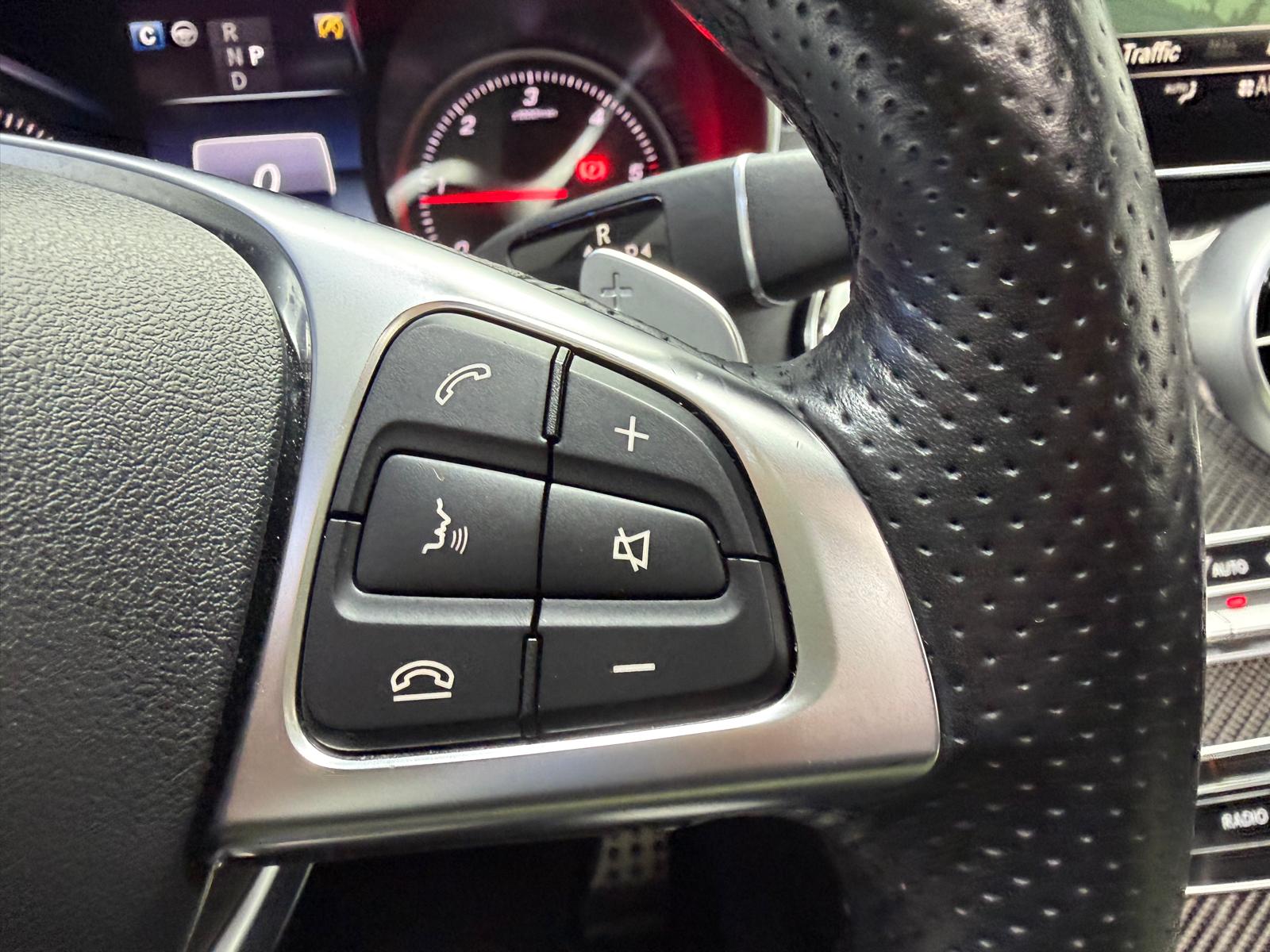 MERCEDES-BENZ C 250 d Swiss Star AMG Line 4Matic 9G-Tronic - Toit ouvrant-image-21