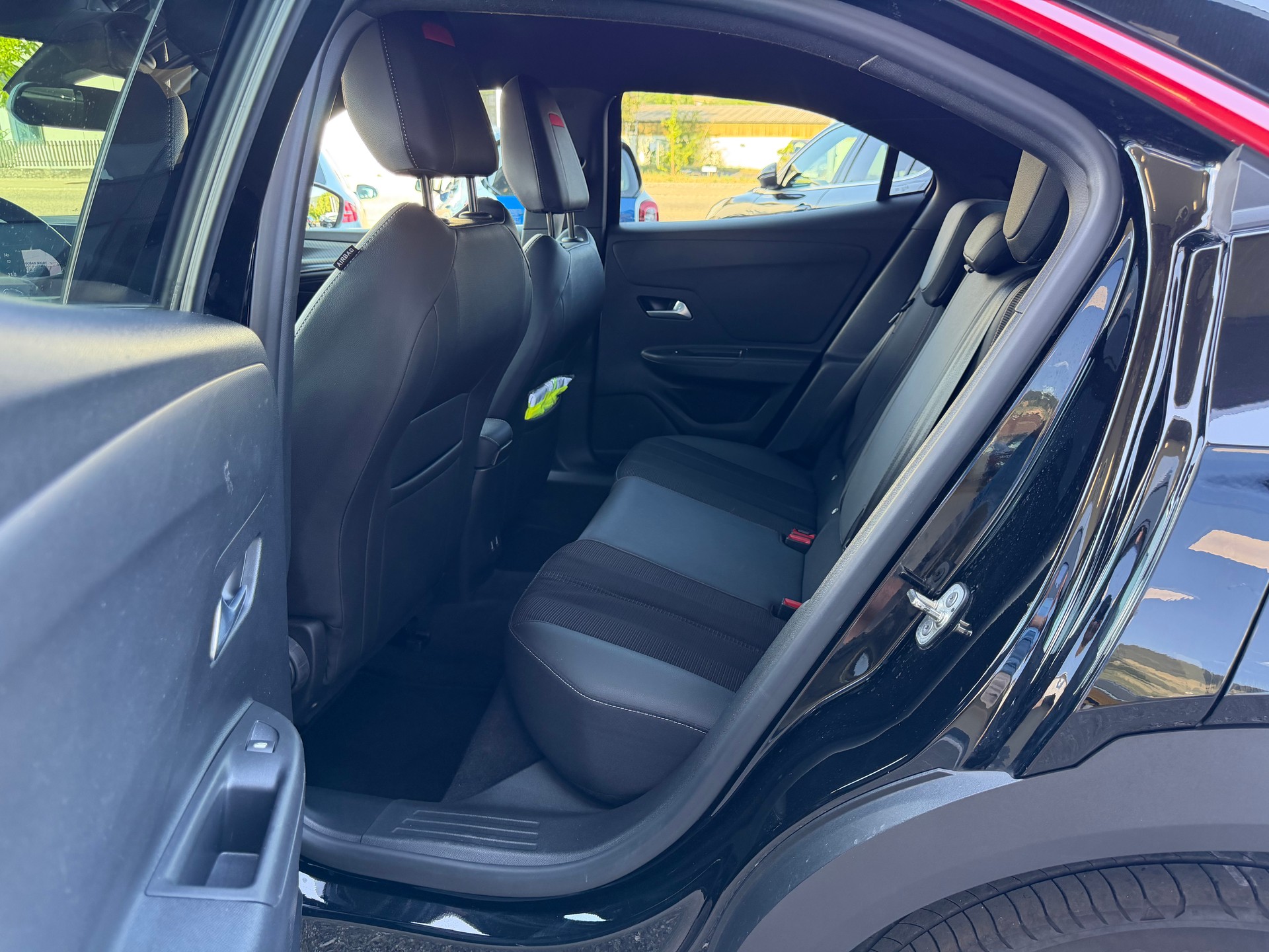 OPEL Mokka e-GS Line-image-19