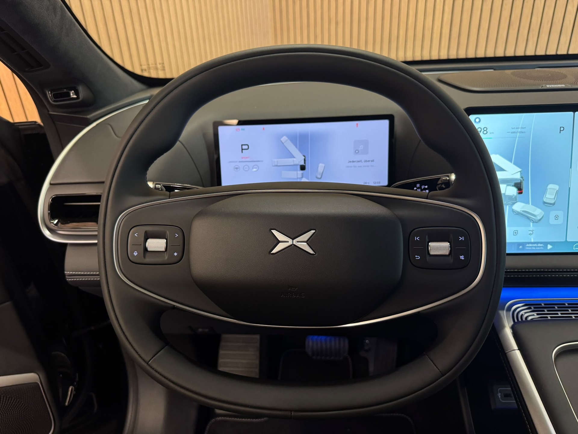 XPENG G9 93kWh Performance AWD-image-11