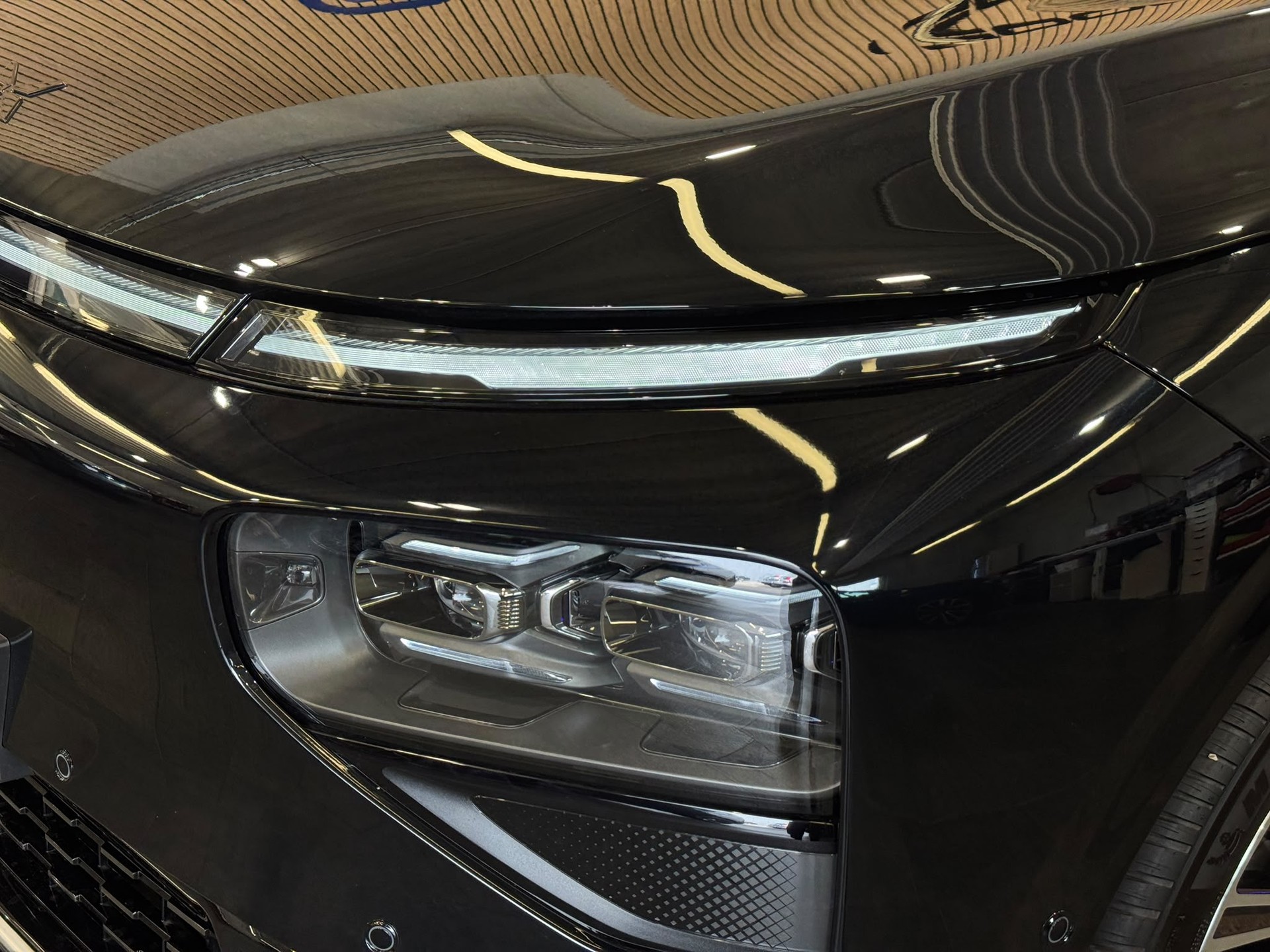 XPENG G9 93kWh Performance AWD-image-3