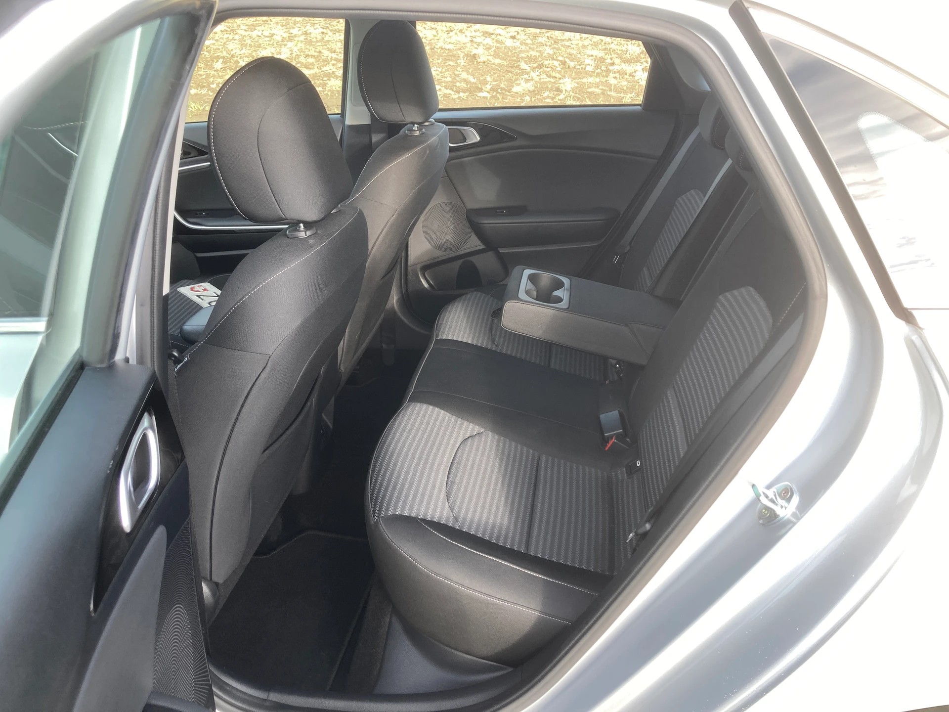 KIA Ceed 1.5 T-GDi MHEV Power DCT-image-7