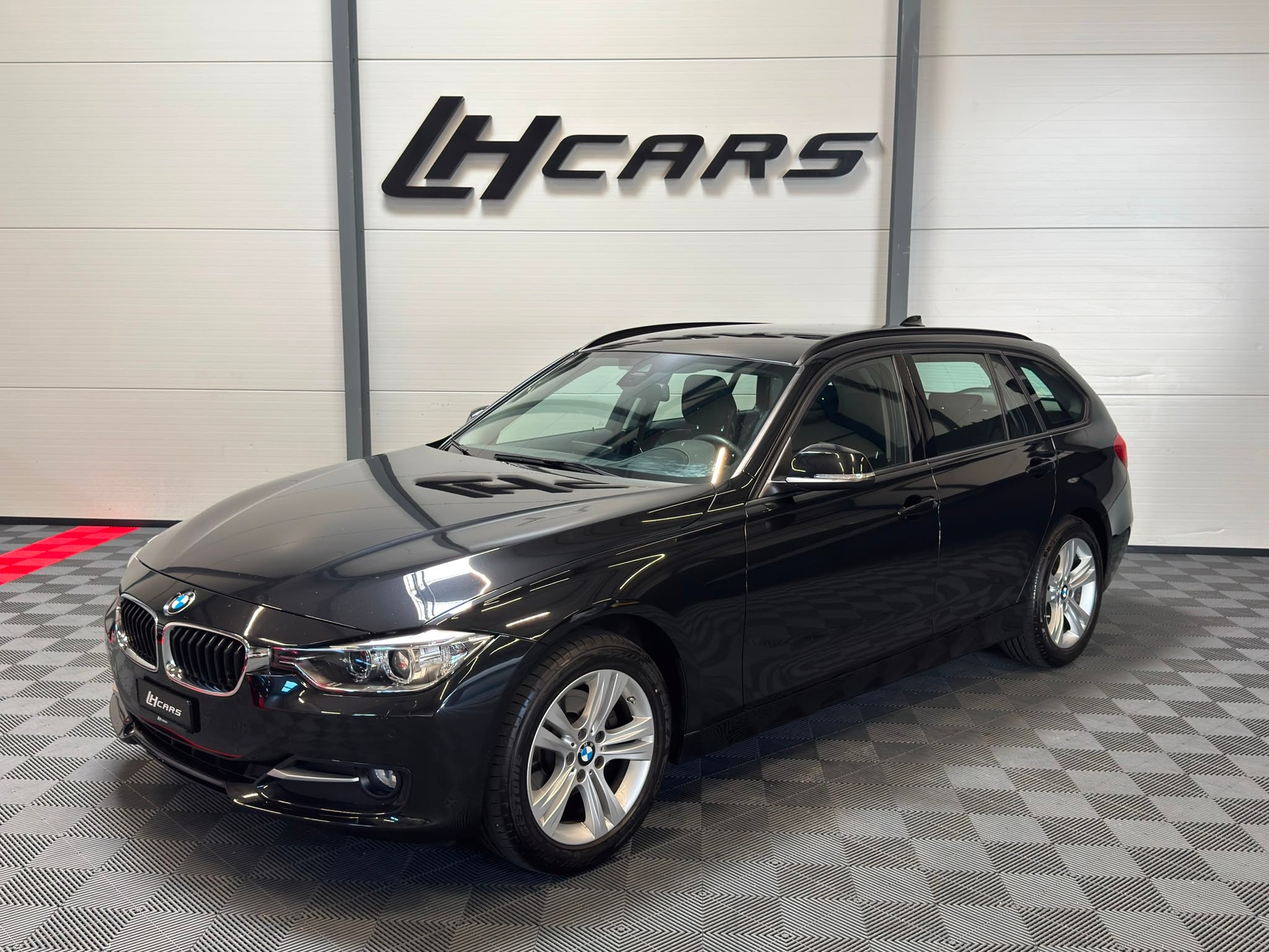 BMW 320d xDrive Touring Sportline