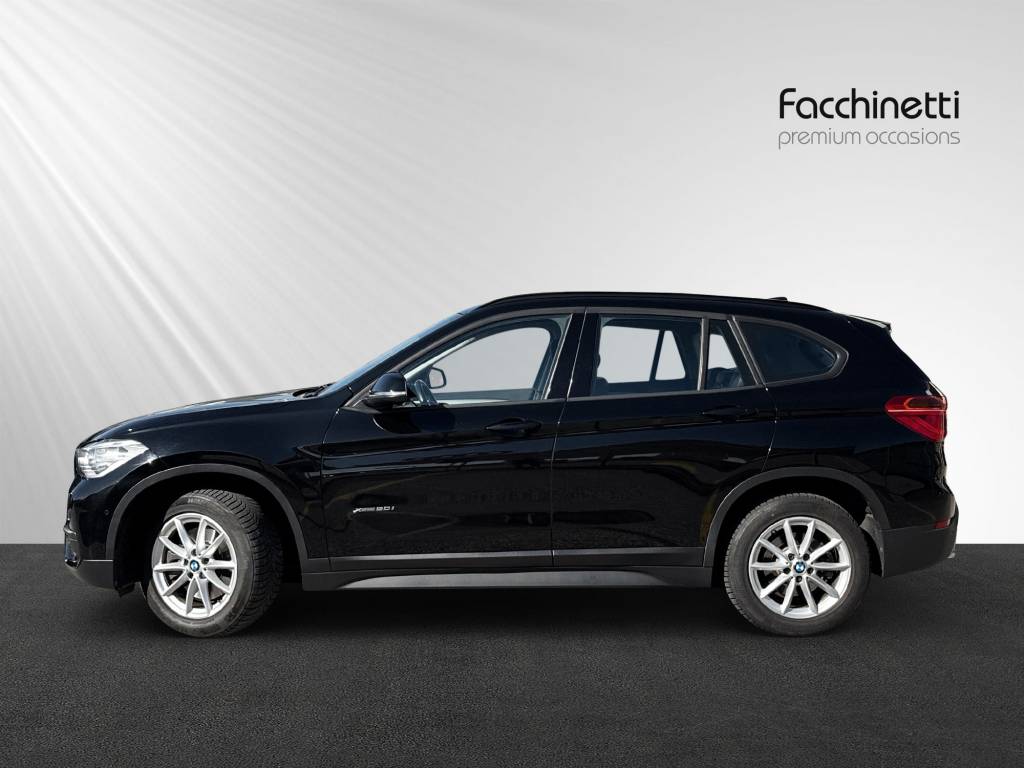 BMW X1 xDrive 20i Steptronic-image-2