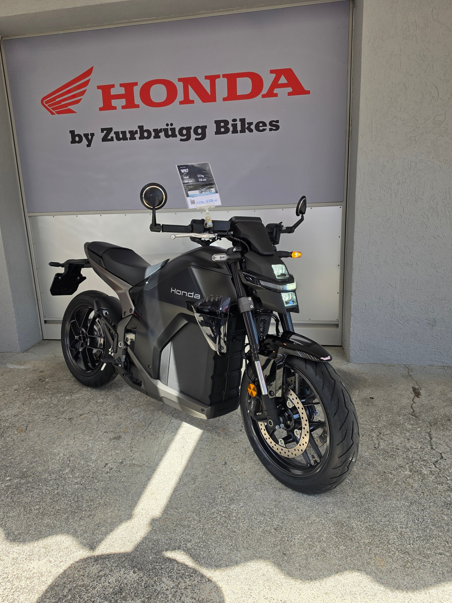 HONDA WN7-showroom-element-1