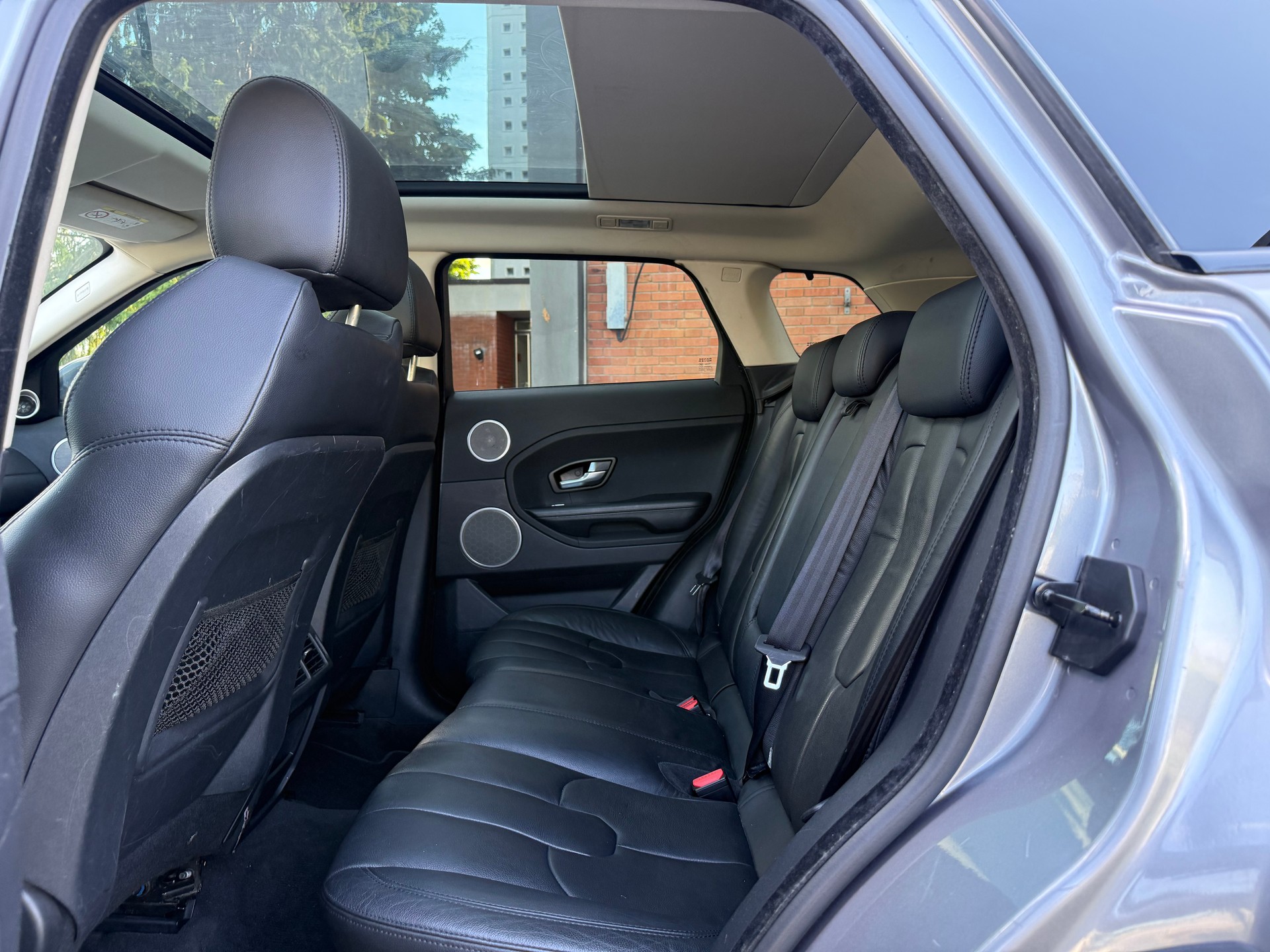 LAND ROVER Range Rover Evoque 2.2 TD4 Prestige AT9-image-7