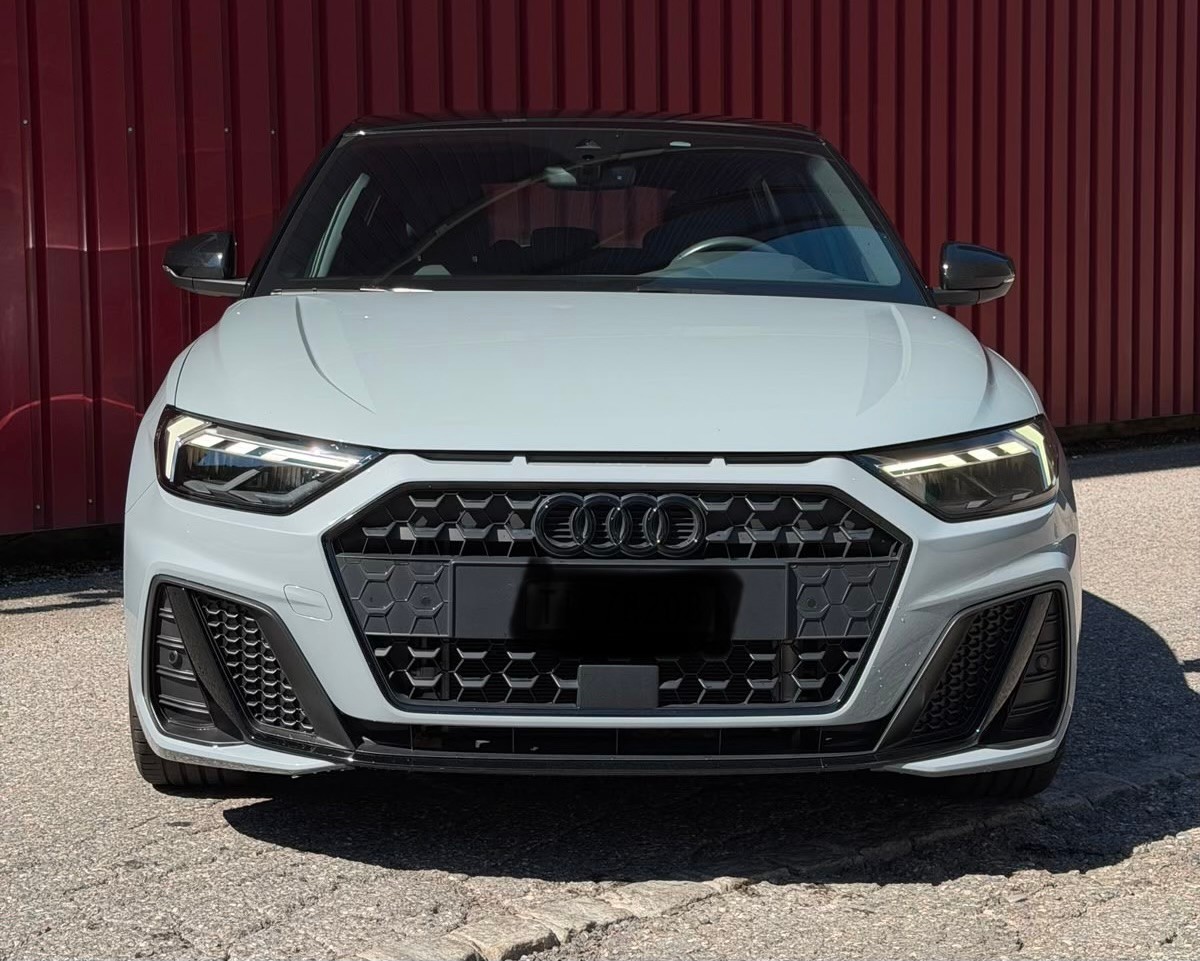 AUDI 1.5 35 TFSI S Line S-Tronic-image-1