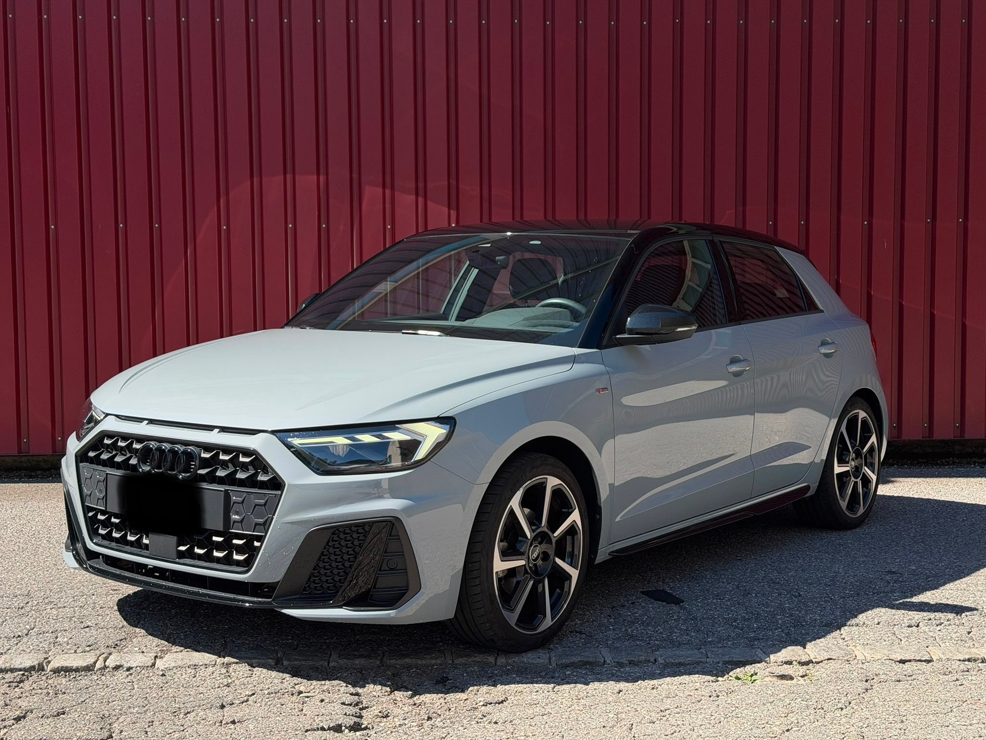 AUDI 1.5 35 TFSI S Line S-Tronic-image-0