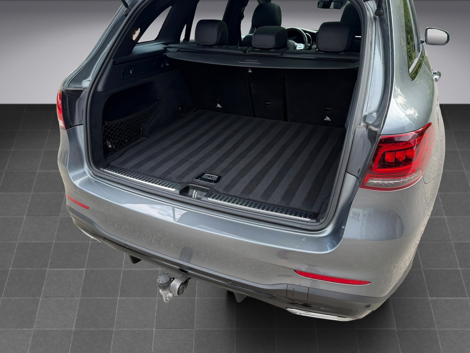 MERCEDES-BENZ GLC 220 d AMG Line 4Matic 9G-Tronic * Facelift *-image-19