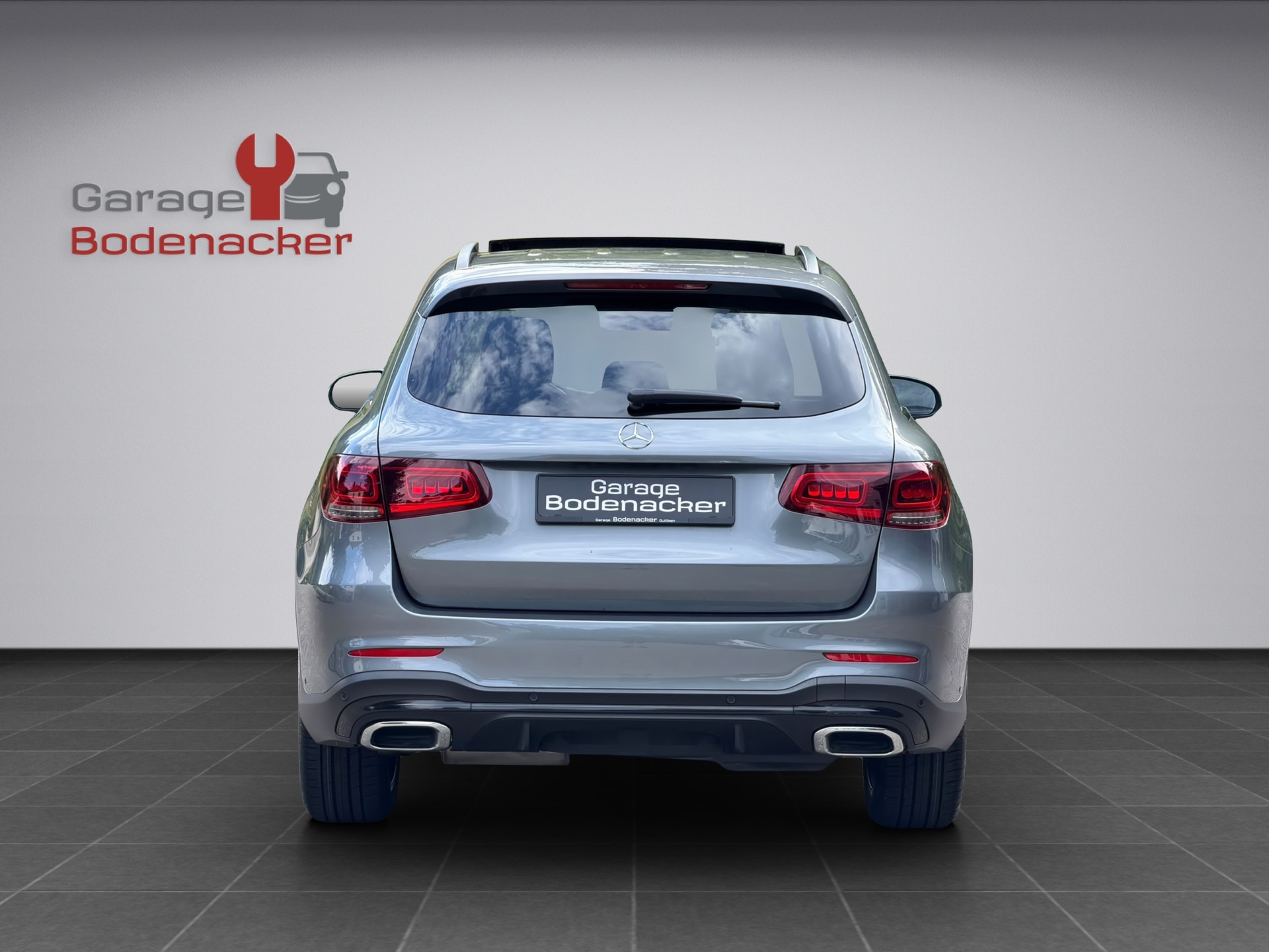 MERCEDES-BENZ GLC 220 d AMG Line 4Matic 9G-Tronic * Facelift *-image-17