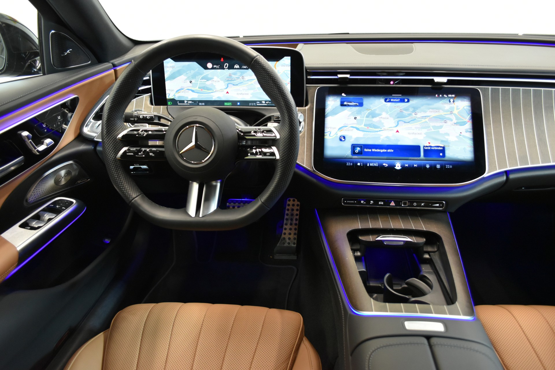 MERCEDES-BENZ E 300 de T AMG-Line 4Matic EQ Hybrid 9G-Tronic-image-5