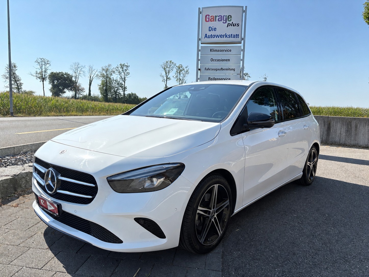MERCEDES-BENZ B 200 Night Star 7G-DCT-image-1