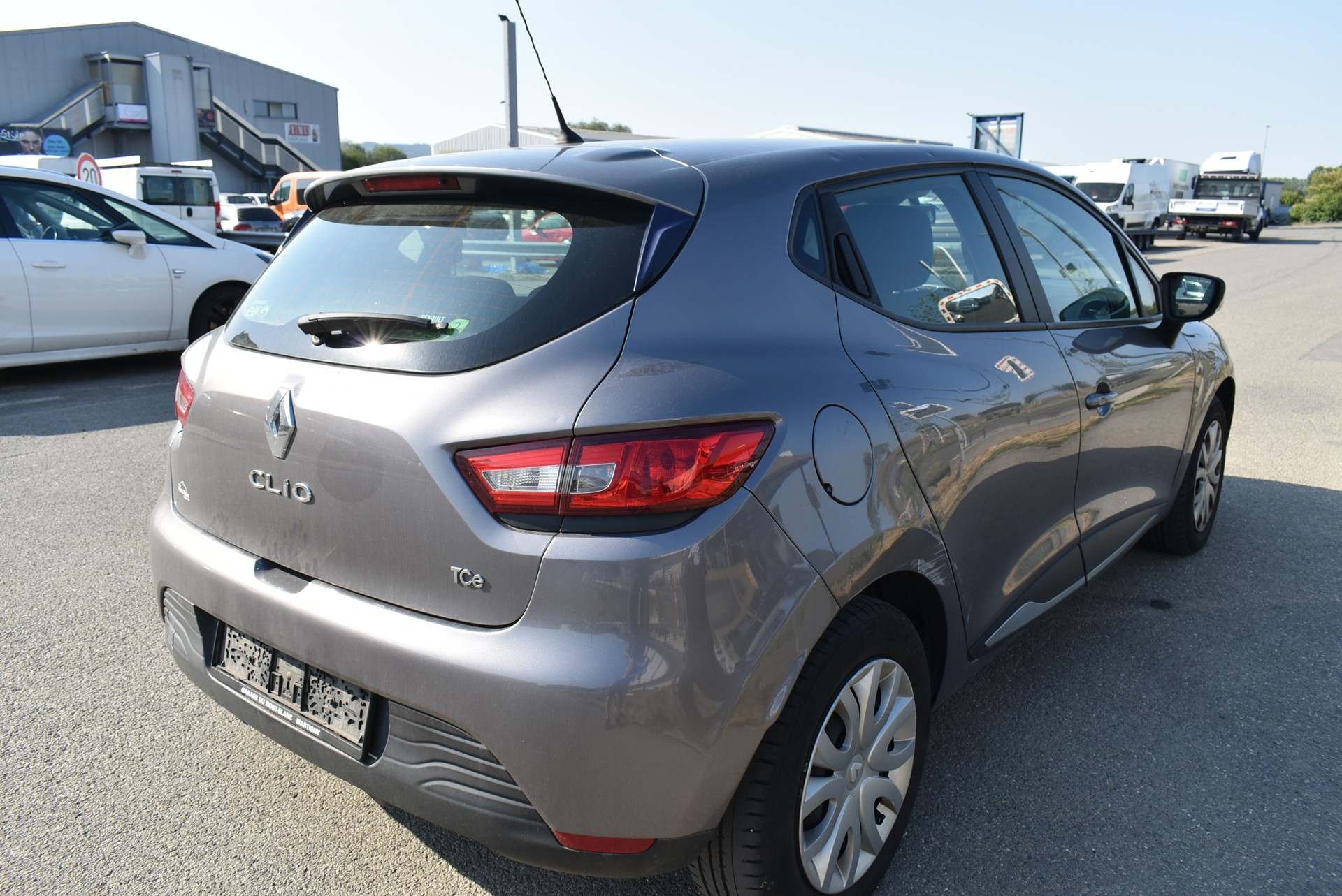 RENAULT Clio 0.9 12V Expression-image-6