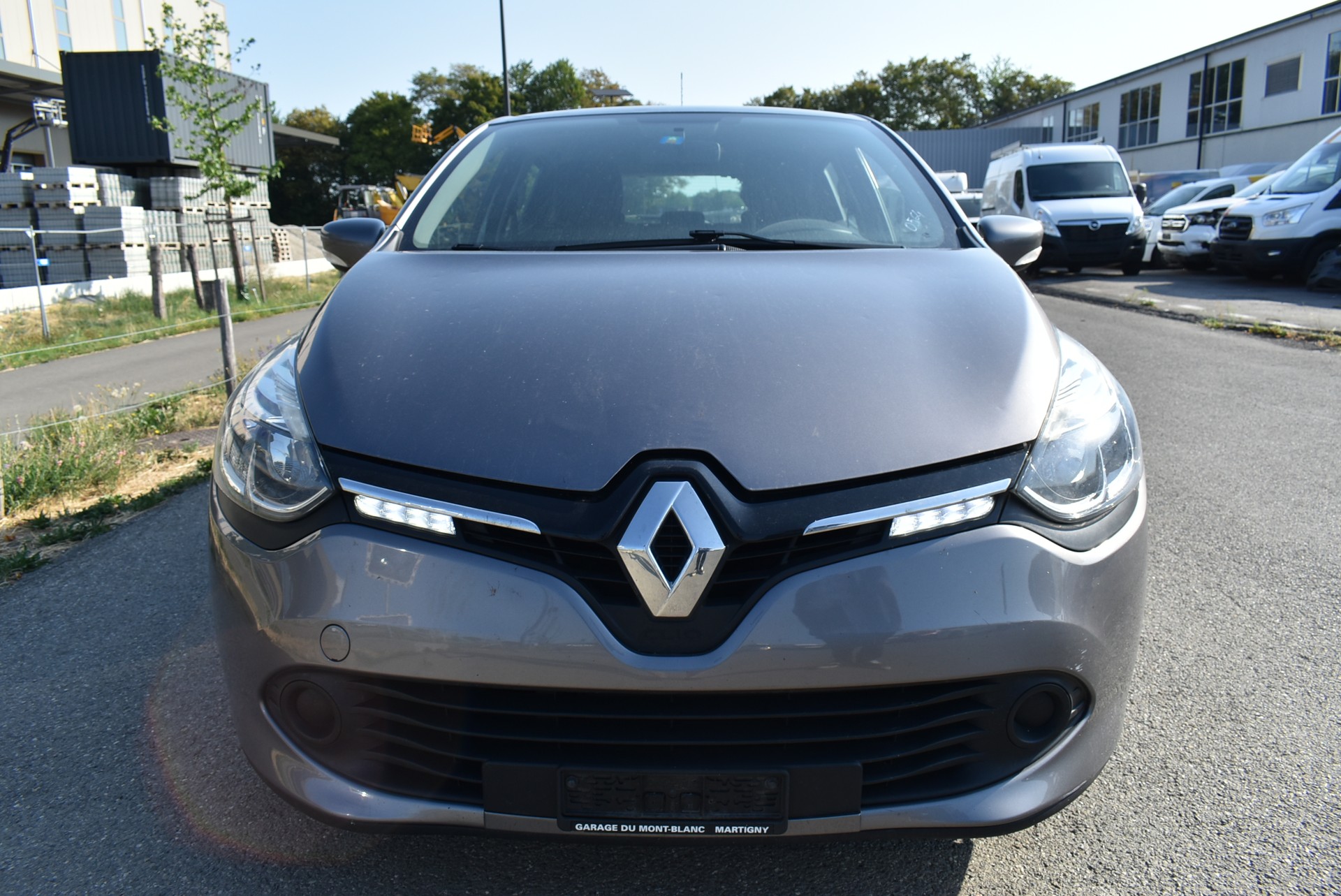 RENAULT Clio 0.9 12V Expression-image-1