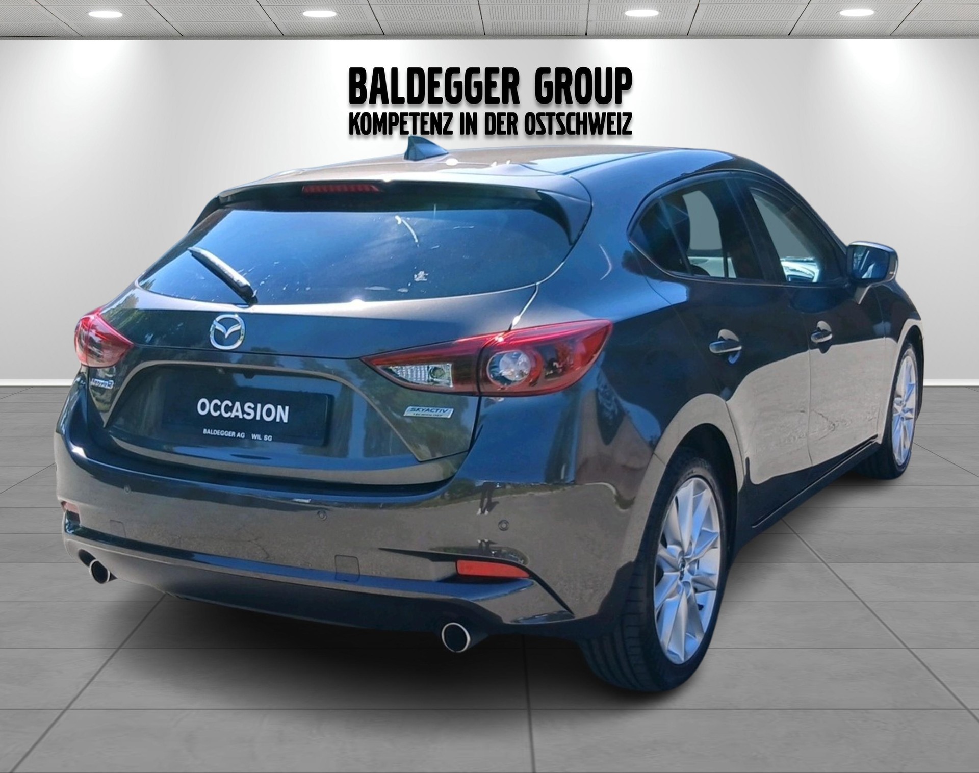 MAZDA 3 D 150 Revolution-image-1